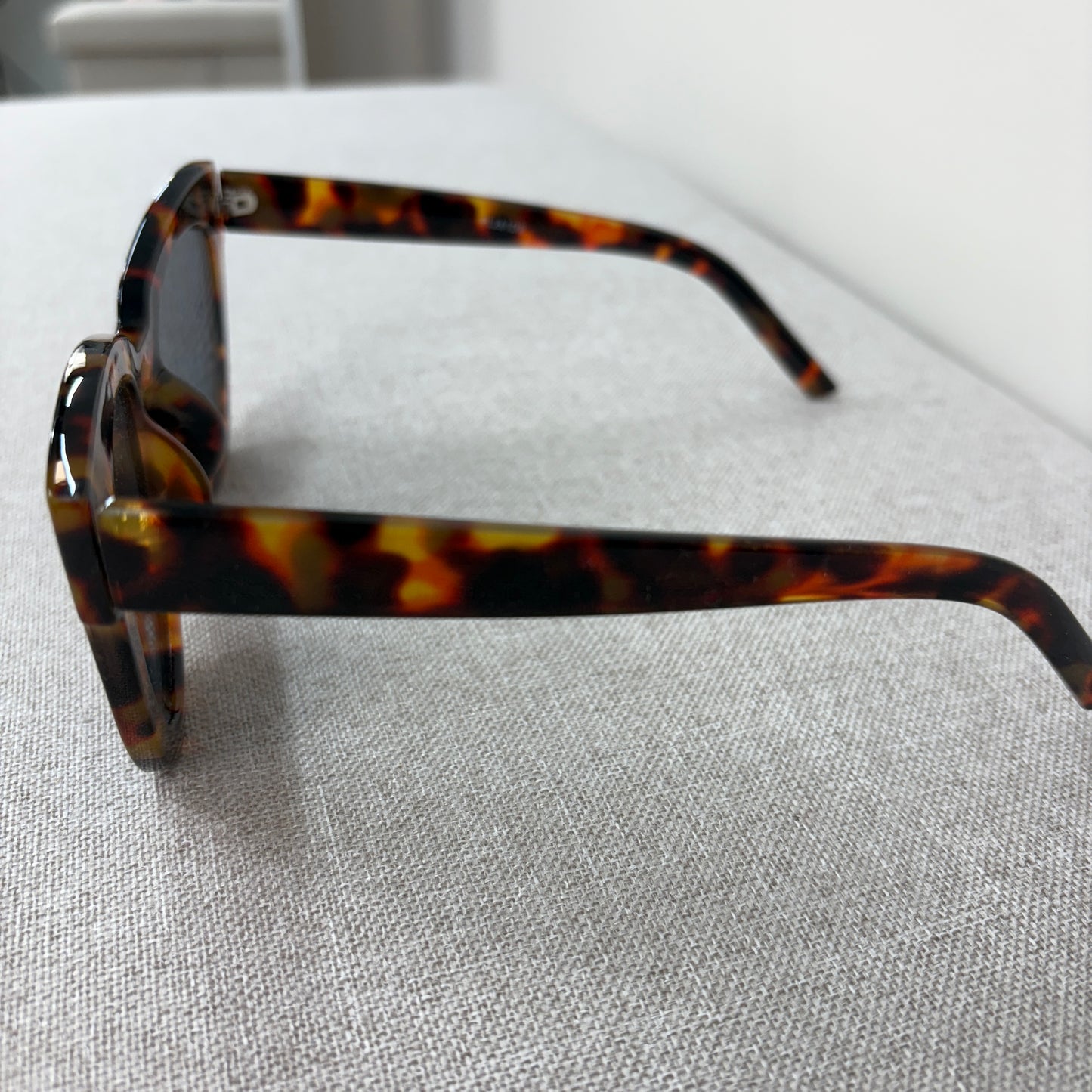 Boohoo Twin Pack Chunky Oversize Cateye Sunglass- Brand New