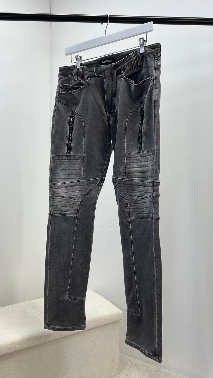 Balmain Grey Black Badge Jeans (32)