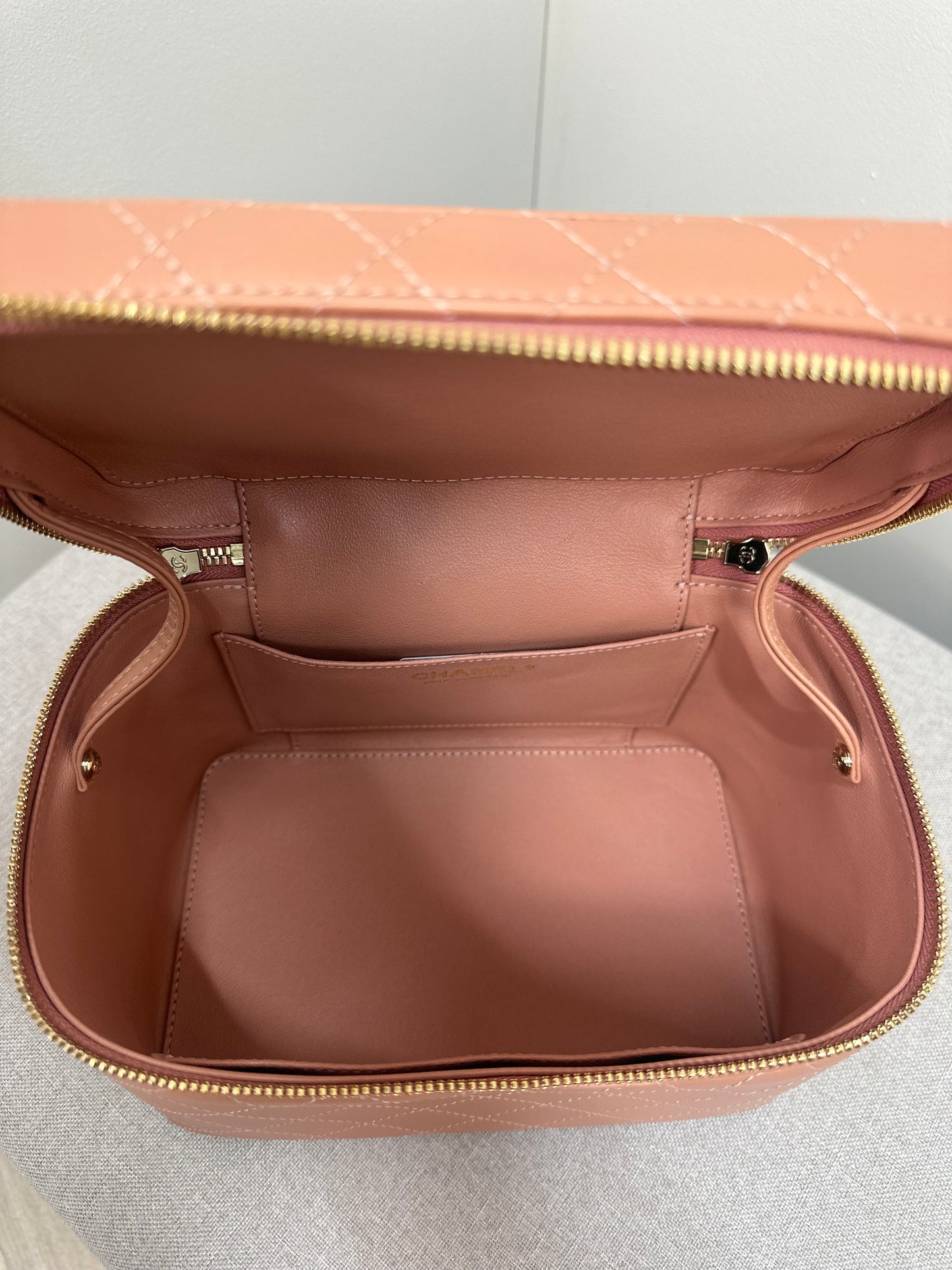 Chanel Knock On Wood Vanity Salmon Pink Case