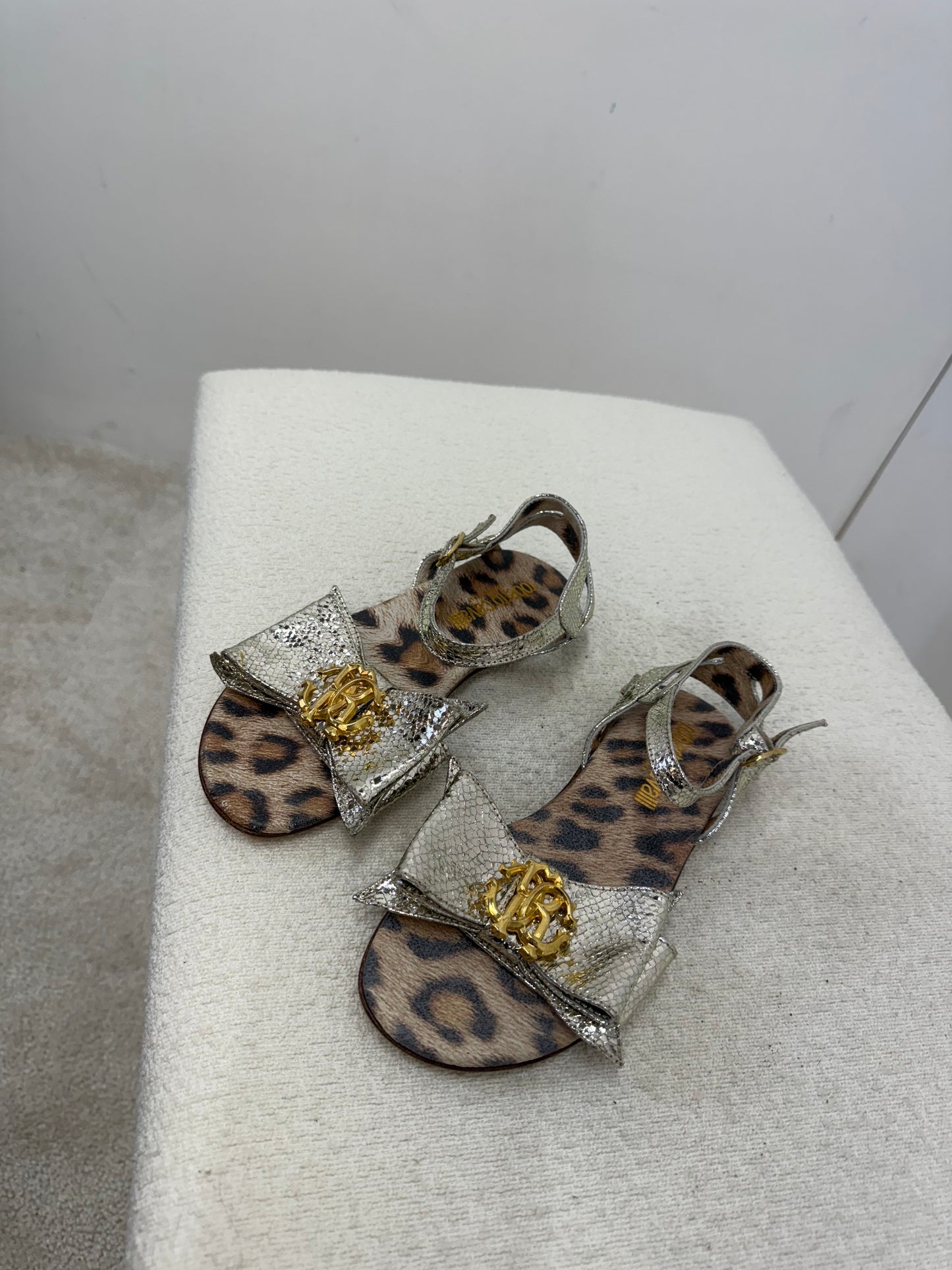 Kids Roberto Cavalli Girls Silver & Gold Bow Sandals - 32