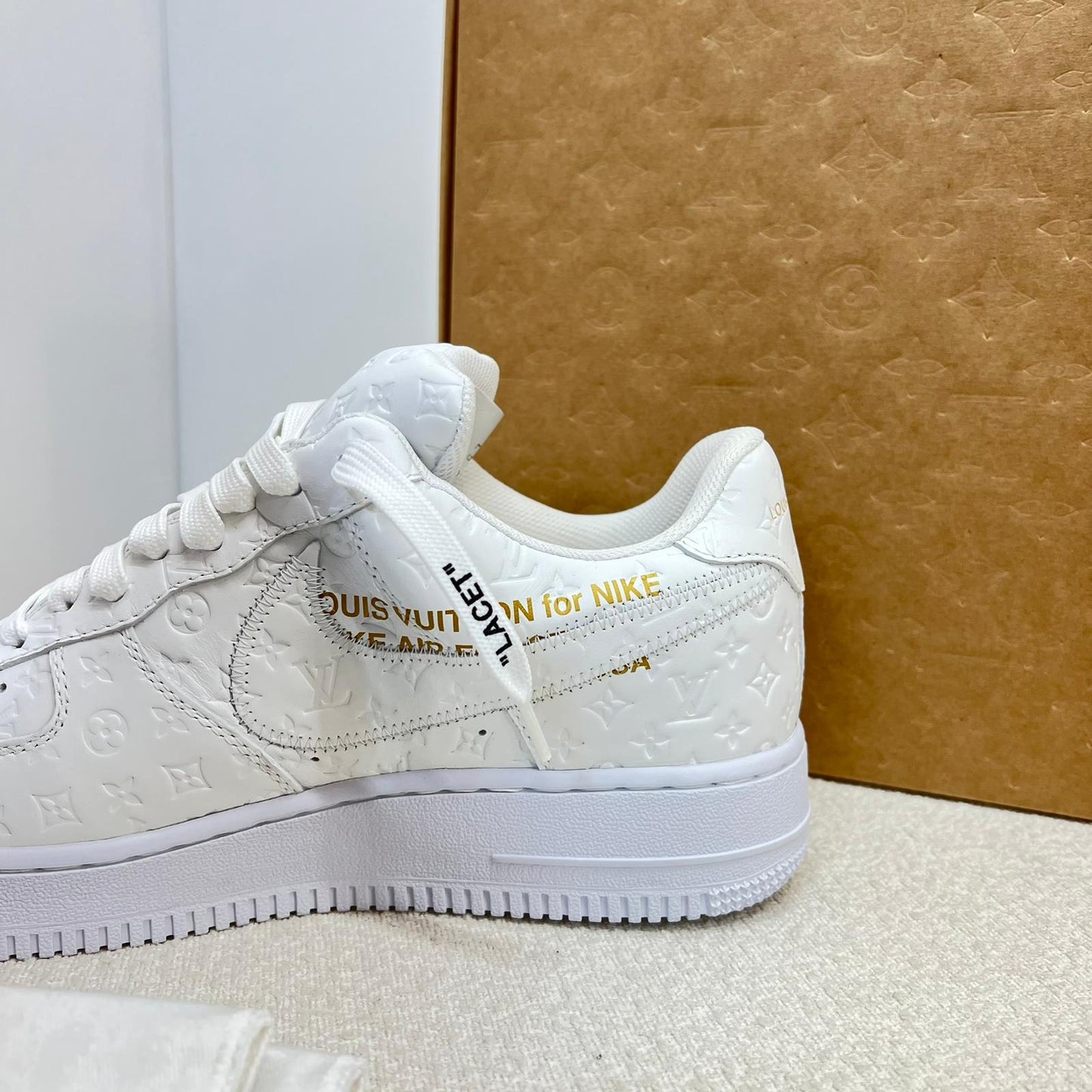 Louis Vuitton And Nike White "Air Force 1" By Virgil Abloh - Brand New In Box US 8/ UK 7.5