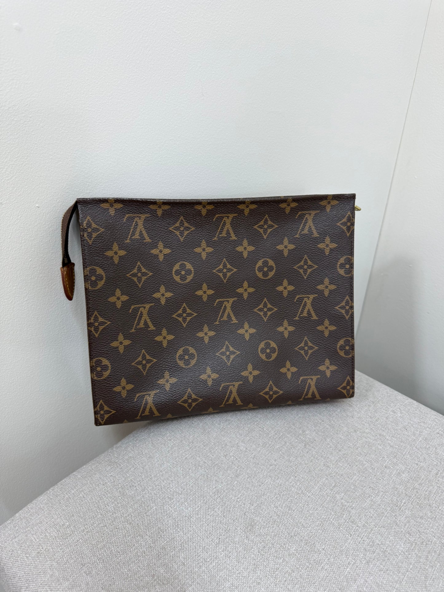 Louis Vuitton Toiletry Pouch 26