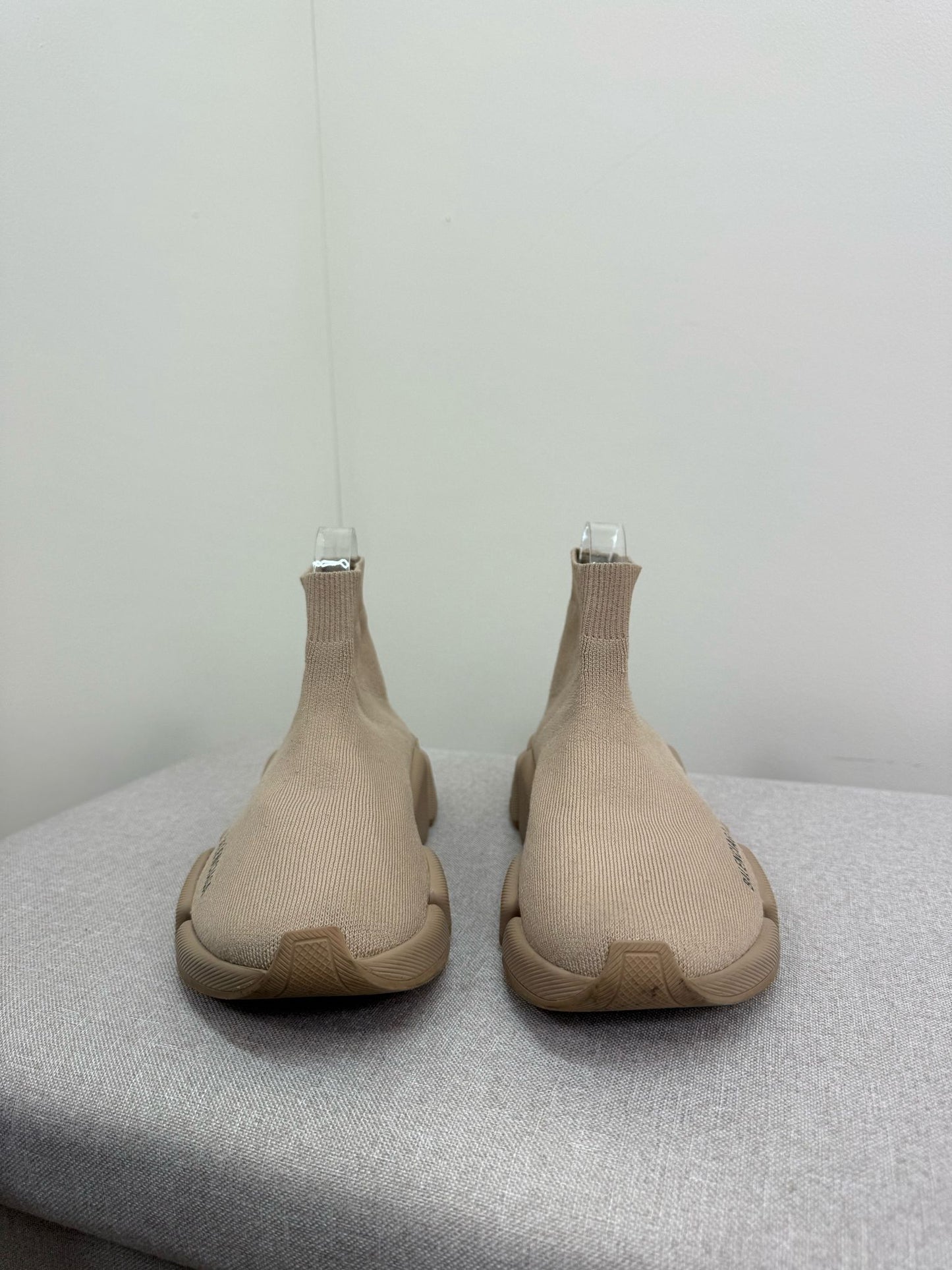 Balenciaga beige balenciaga speed 2.0 - UK 4