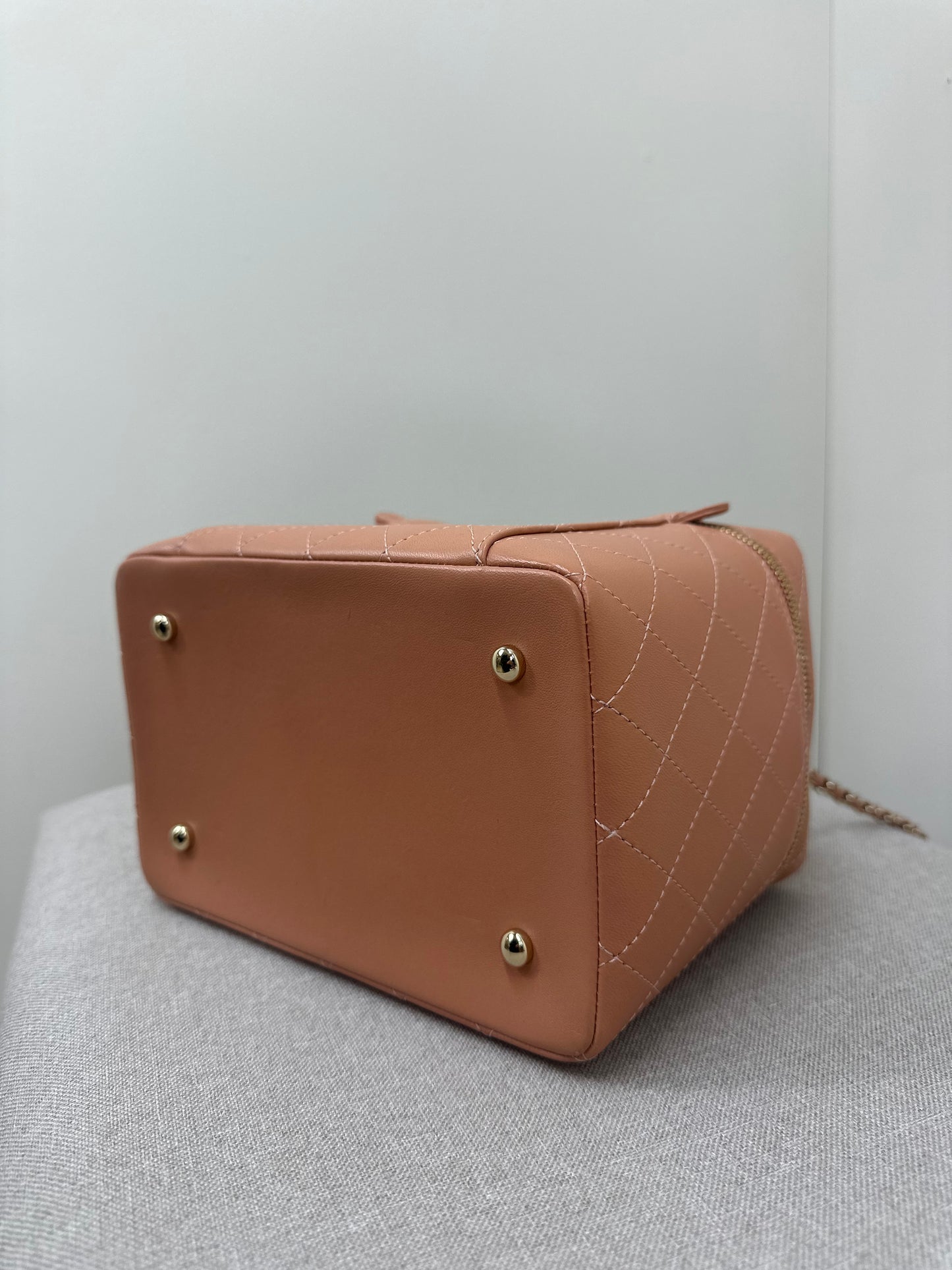 Chanel Knock On Wood Vanity Salmon Pink Case
