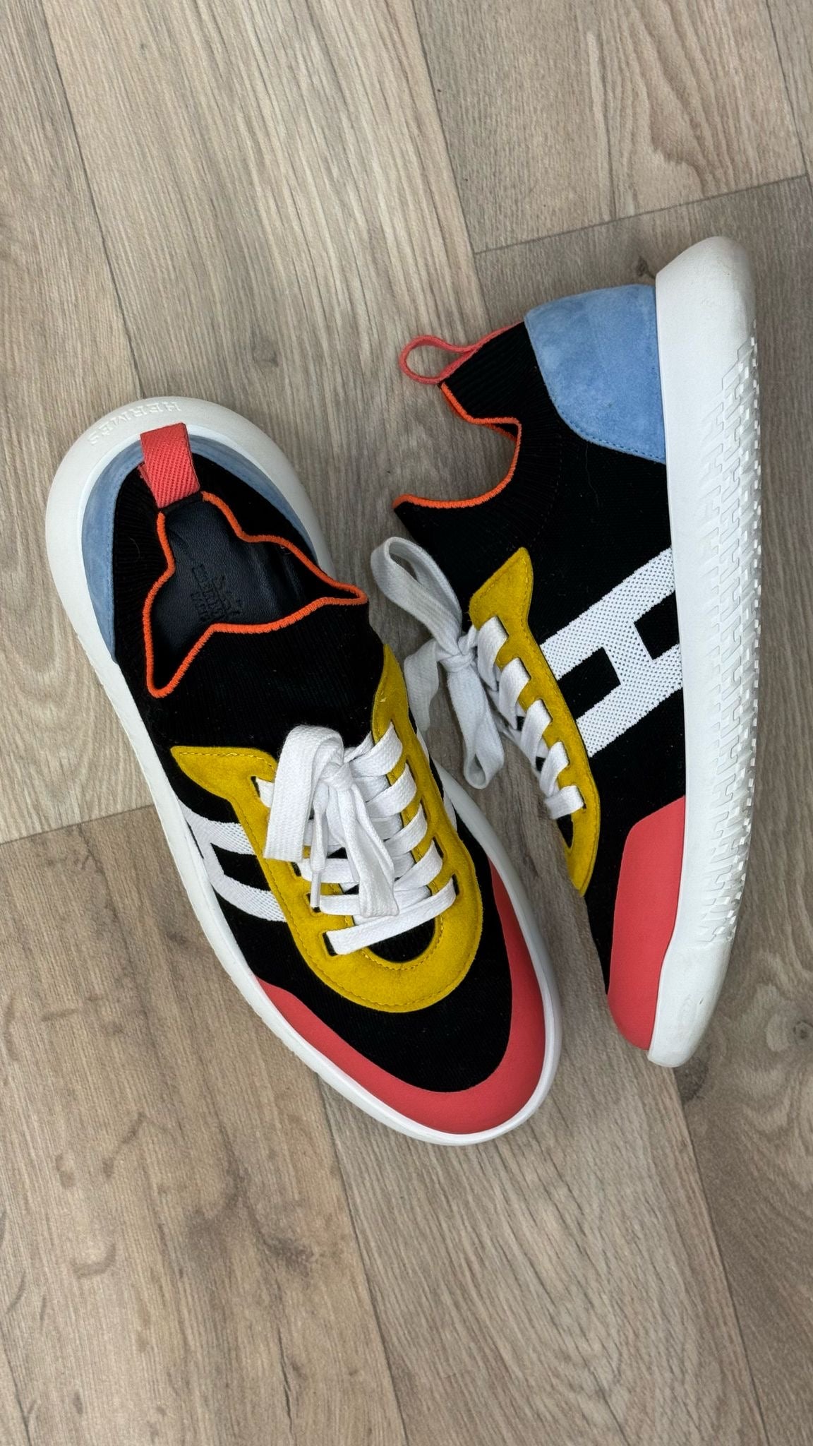 Hermes Black Multi Colour Crew Trainers- UK 10