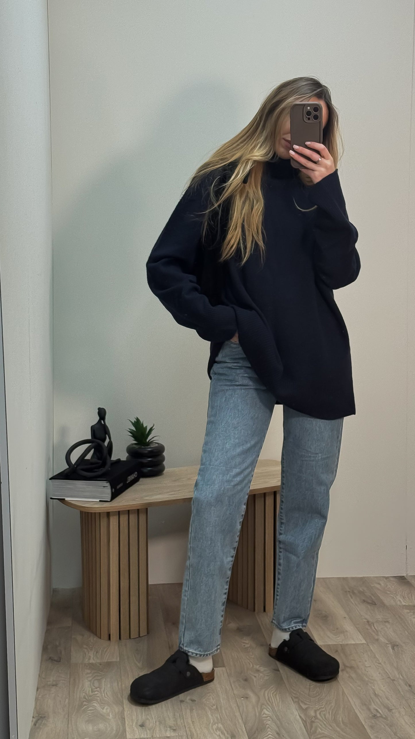 Celine Blue Barrel Leg Denim Jeans - 27