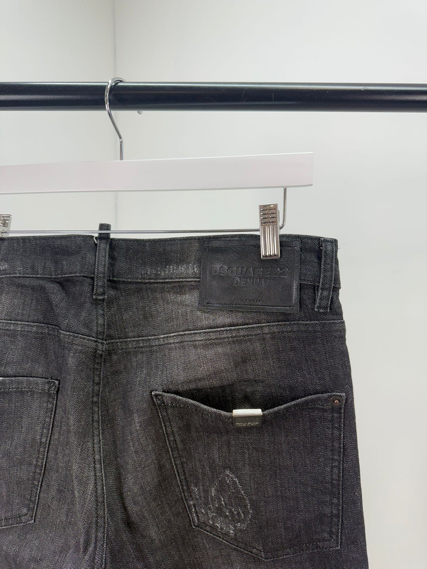 Dsquared2 Black Ripped Jeans - 50