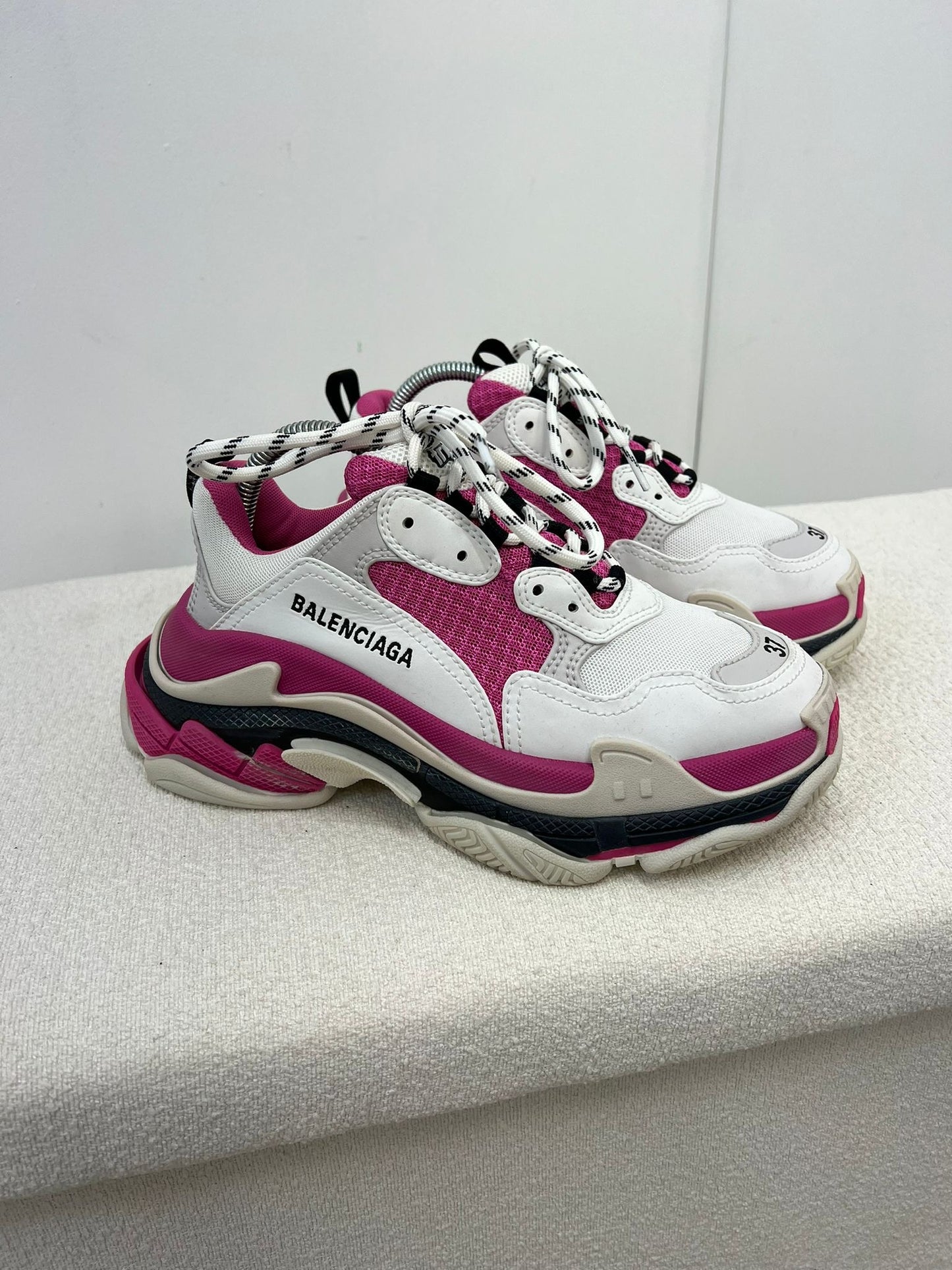Balenciaga White And Pink Triple S Trainers , Brand New- UK 4
