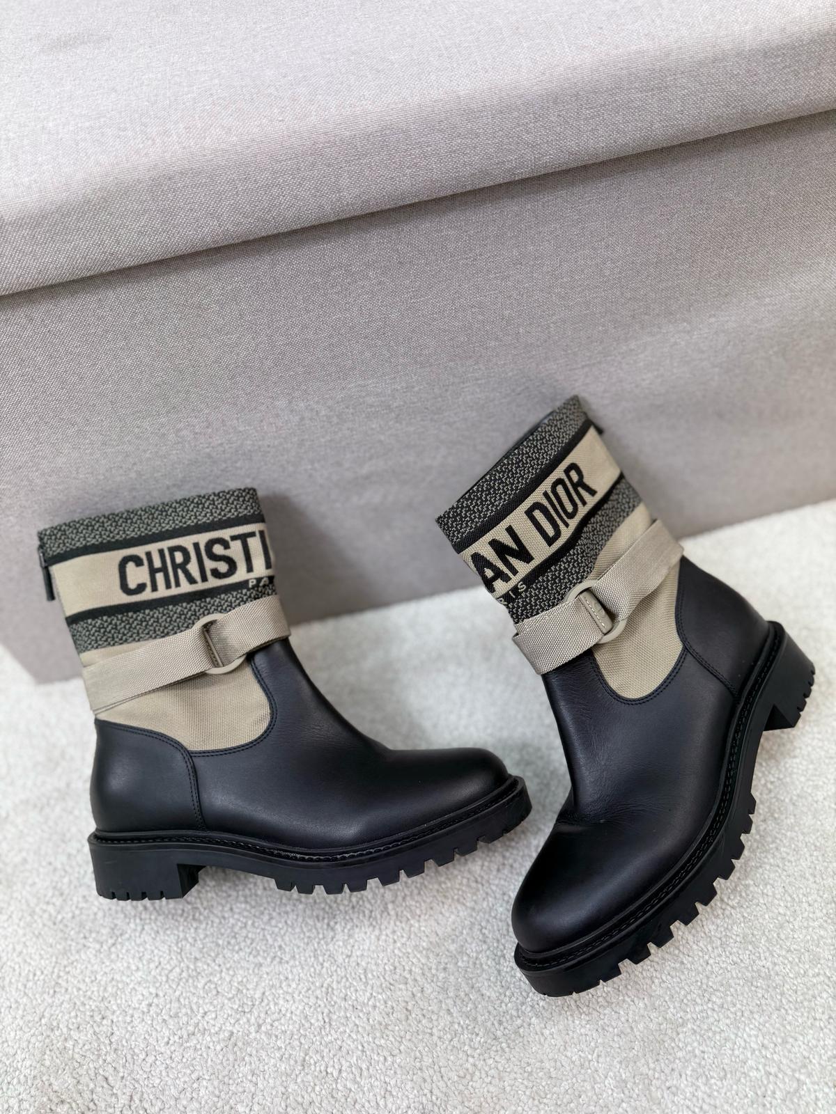Dior D-Major Black Shiny Calfskin Boots - UK 4.5