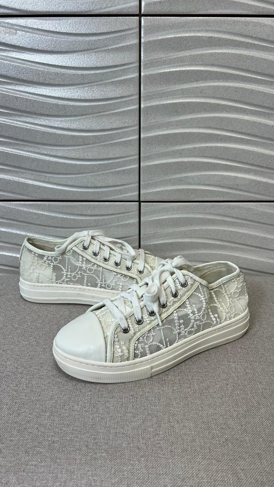 Kids Dior White Lace Lowtop Oblique Logo Trainer - EU 34, Junior 2