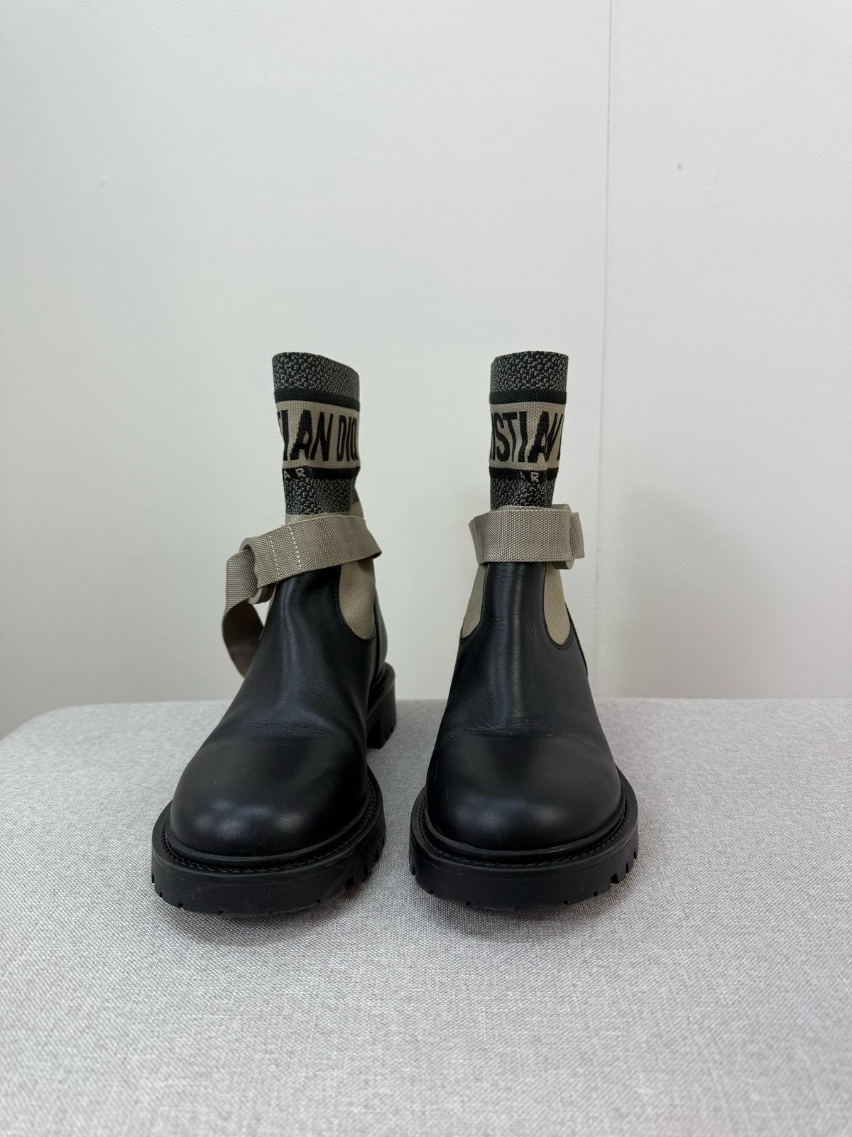 Dior D-Major Black Shiny Calfskin Boots - UK 4.5