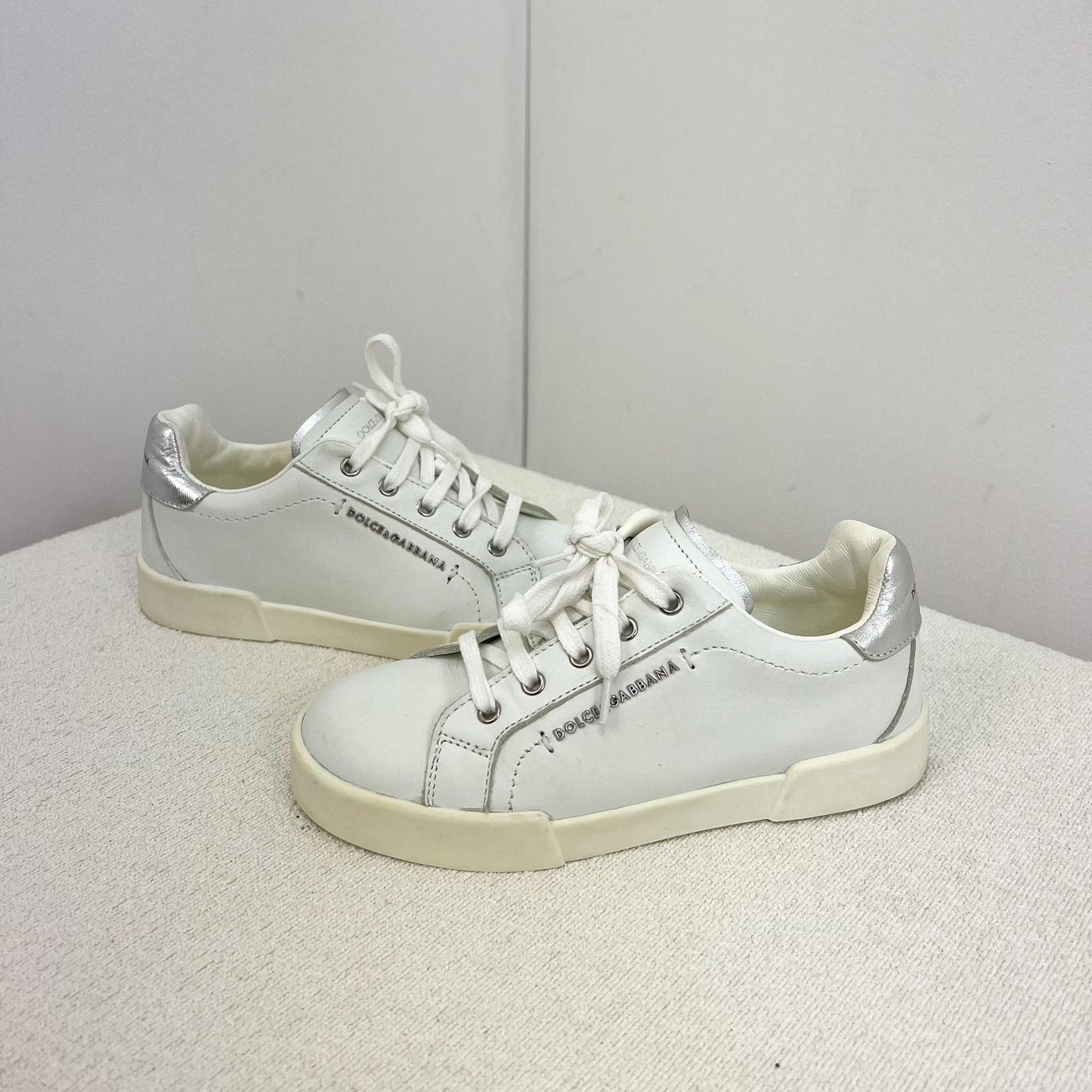 Kids Dolce & Gabbana white and silver logo trainer - EU 30