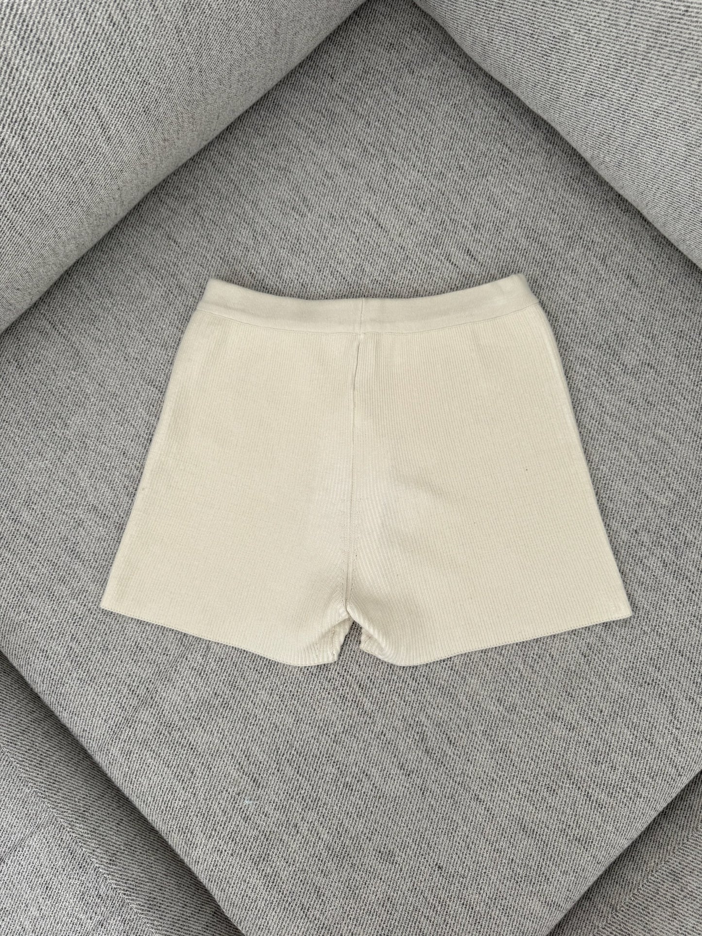 Jacquemus Beige Arancia Ribbed Knit Shorts - UK 6/8
