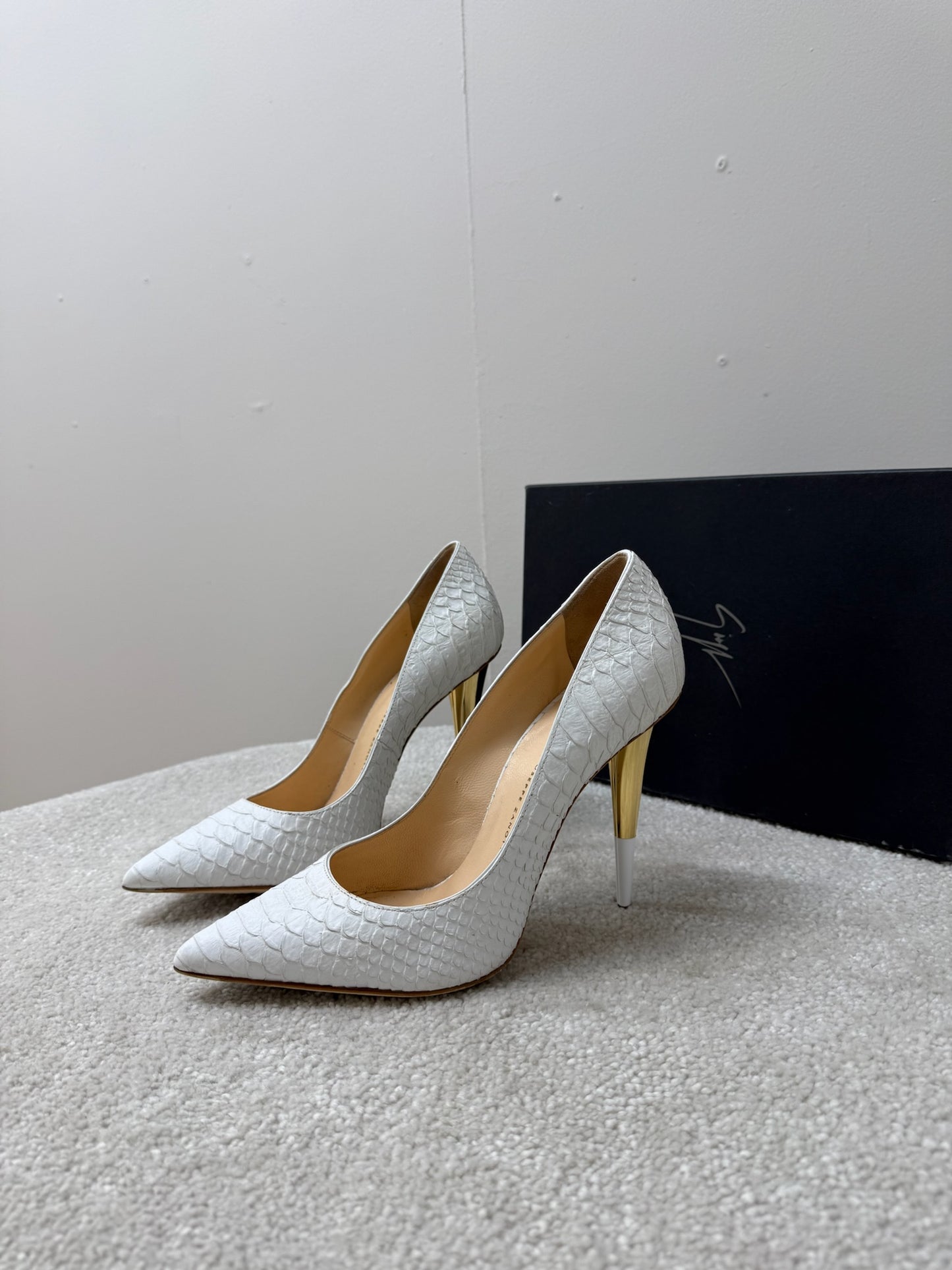Giuseppe Zanotti White Golia Snake Print Heels- UK6