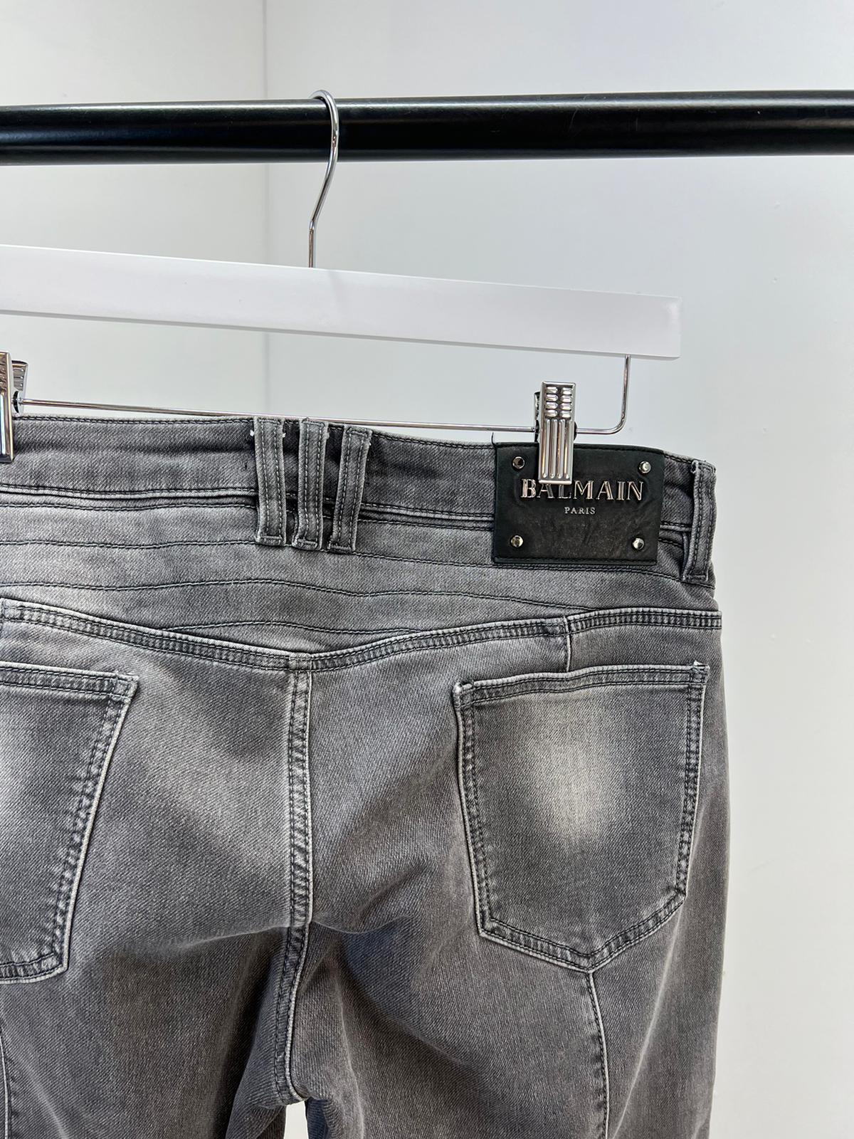 Balmain Grey Black Badge Jeans (32)