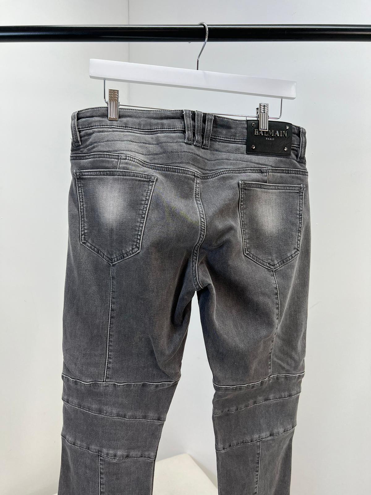Balmain Grey Black Badge Jeans (32)