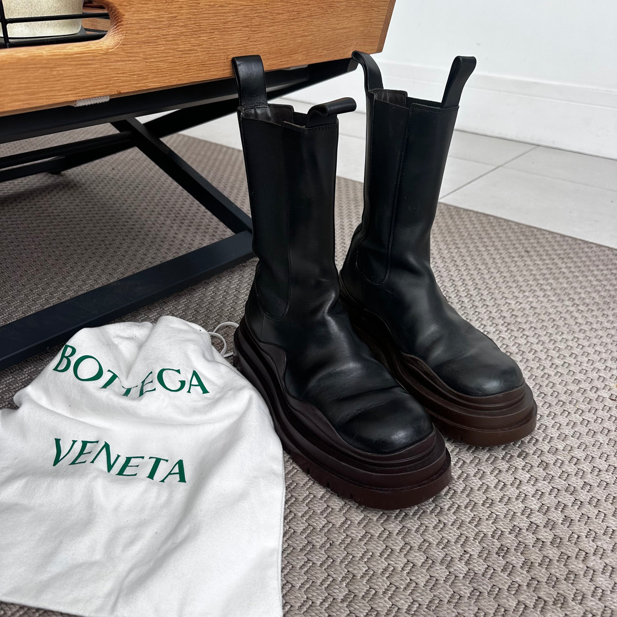 Bottega Veneta Black Tire Chelsea Boots – EU 39/UK 6