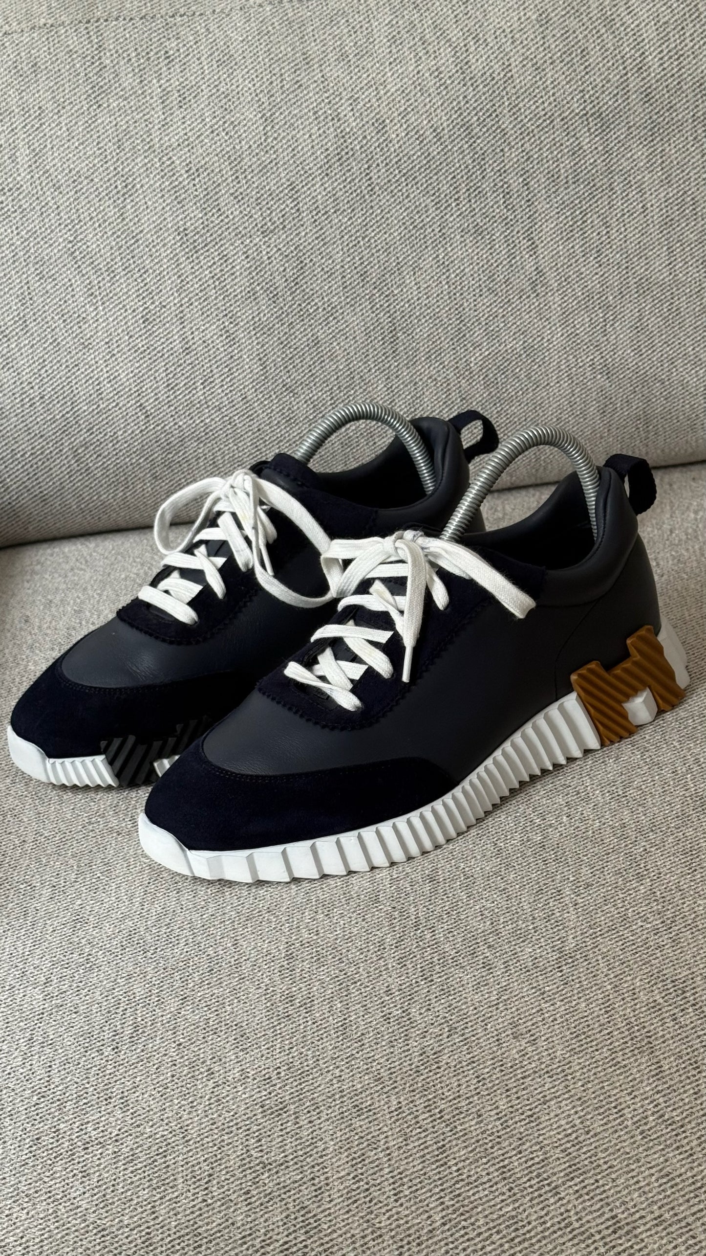 Hermes Navy Gold Bounce Trainers - 40/UK 6