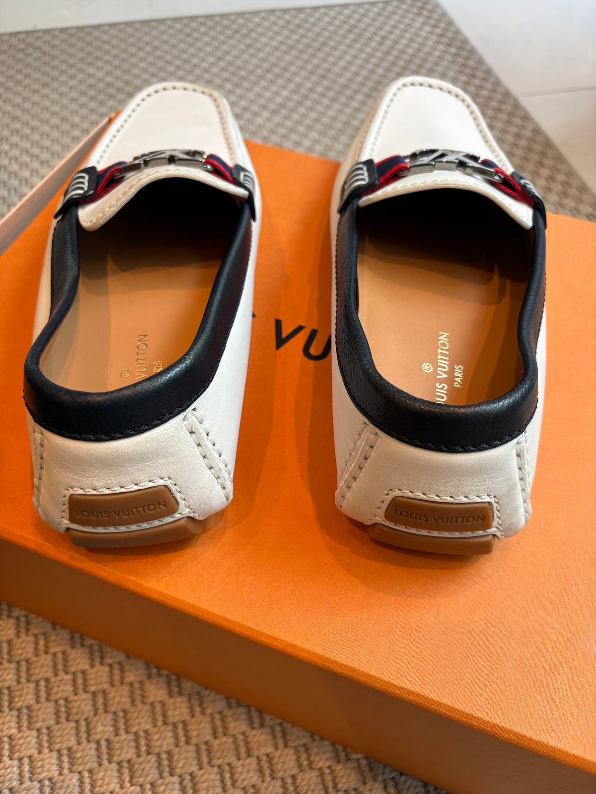 Louis Vuitton Cream loafer Shoes – EU 42 / UK 8