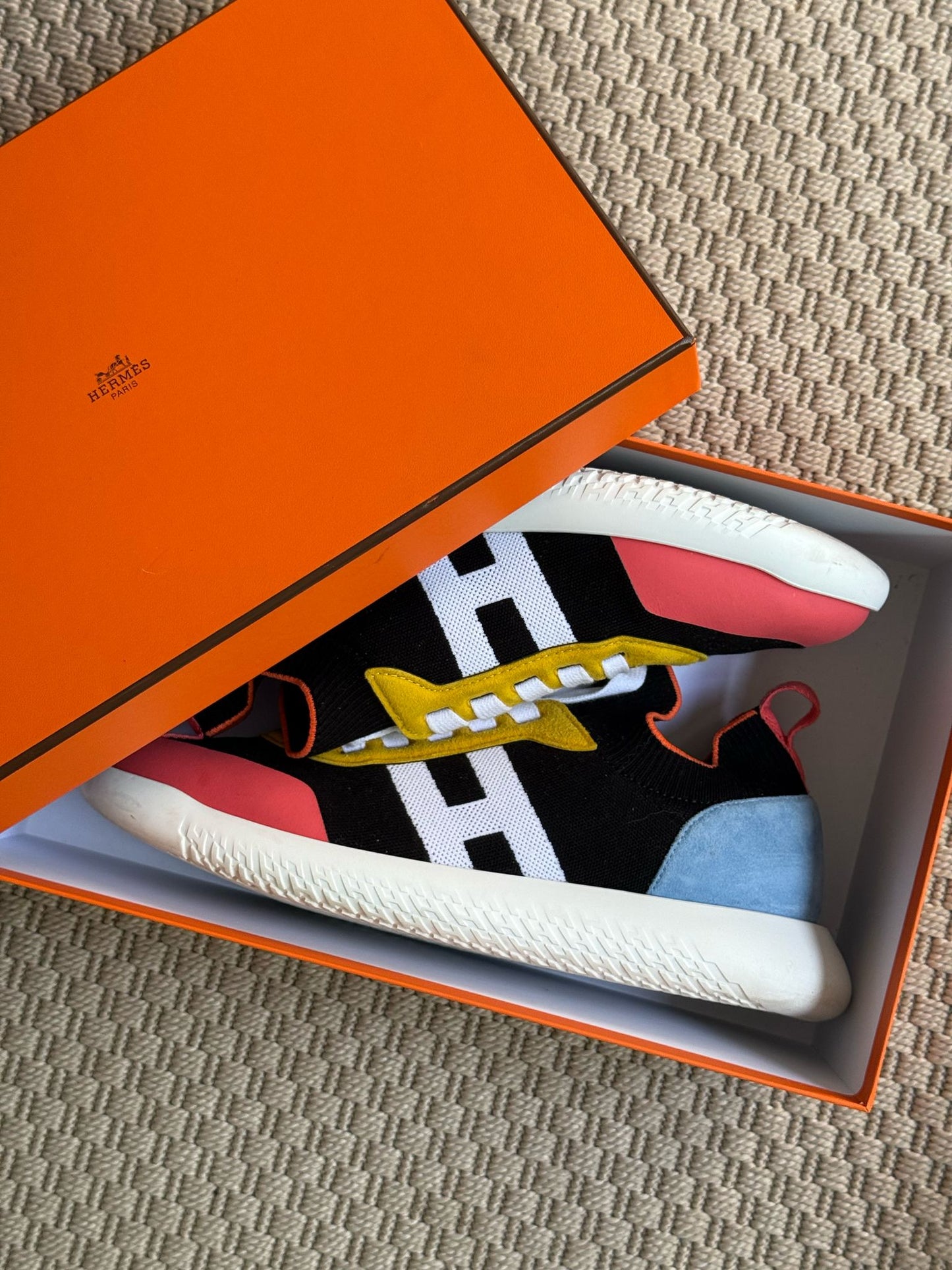 Hermes Black Multi Colour Crew Trainers- UK 10