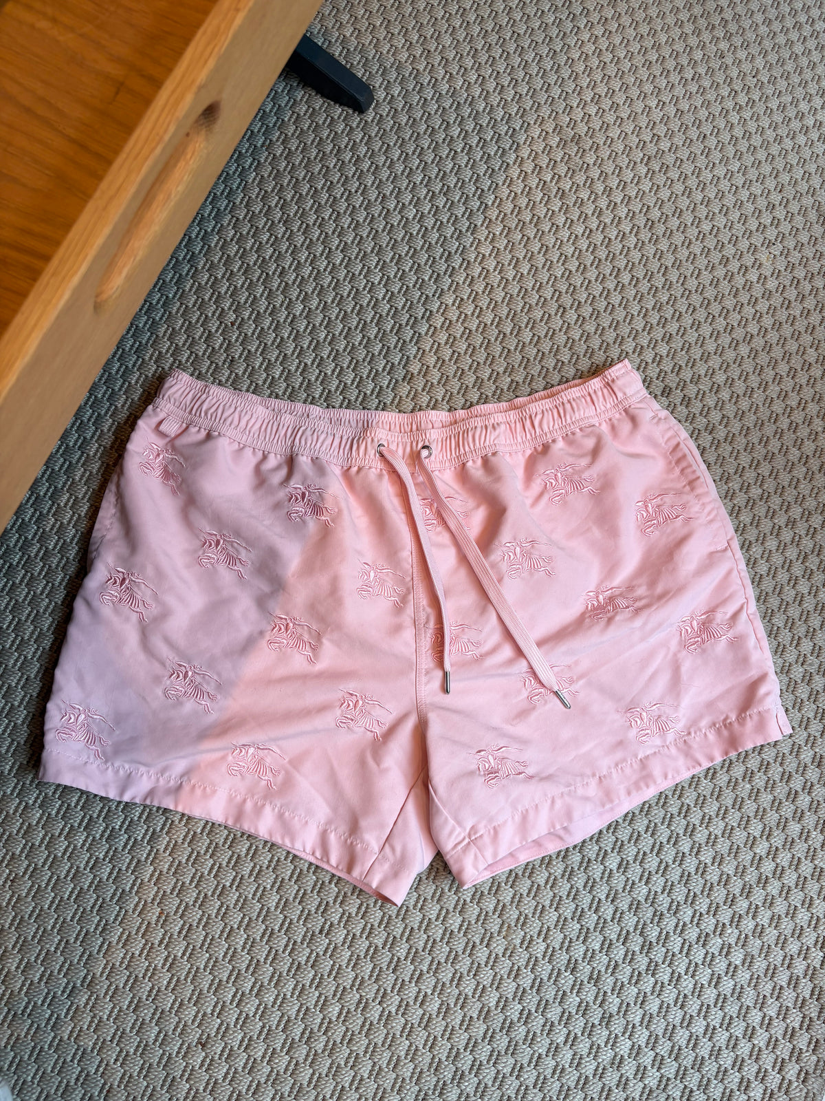 Burberry Pink Embroidered Equestrian Knight Swim Shorts – XL