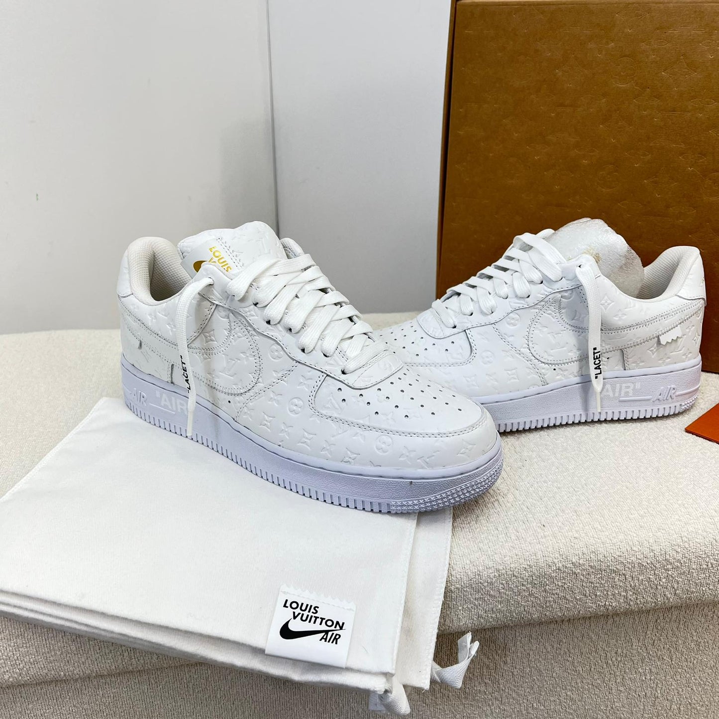 Louis Vuitton And Nike White "Air Force 1" By Virgil Abloh - Brand New In Box US 8/ UK 7.5