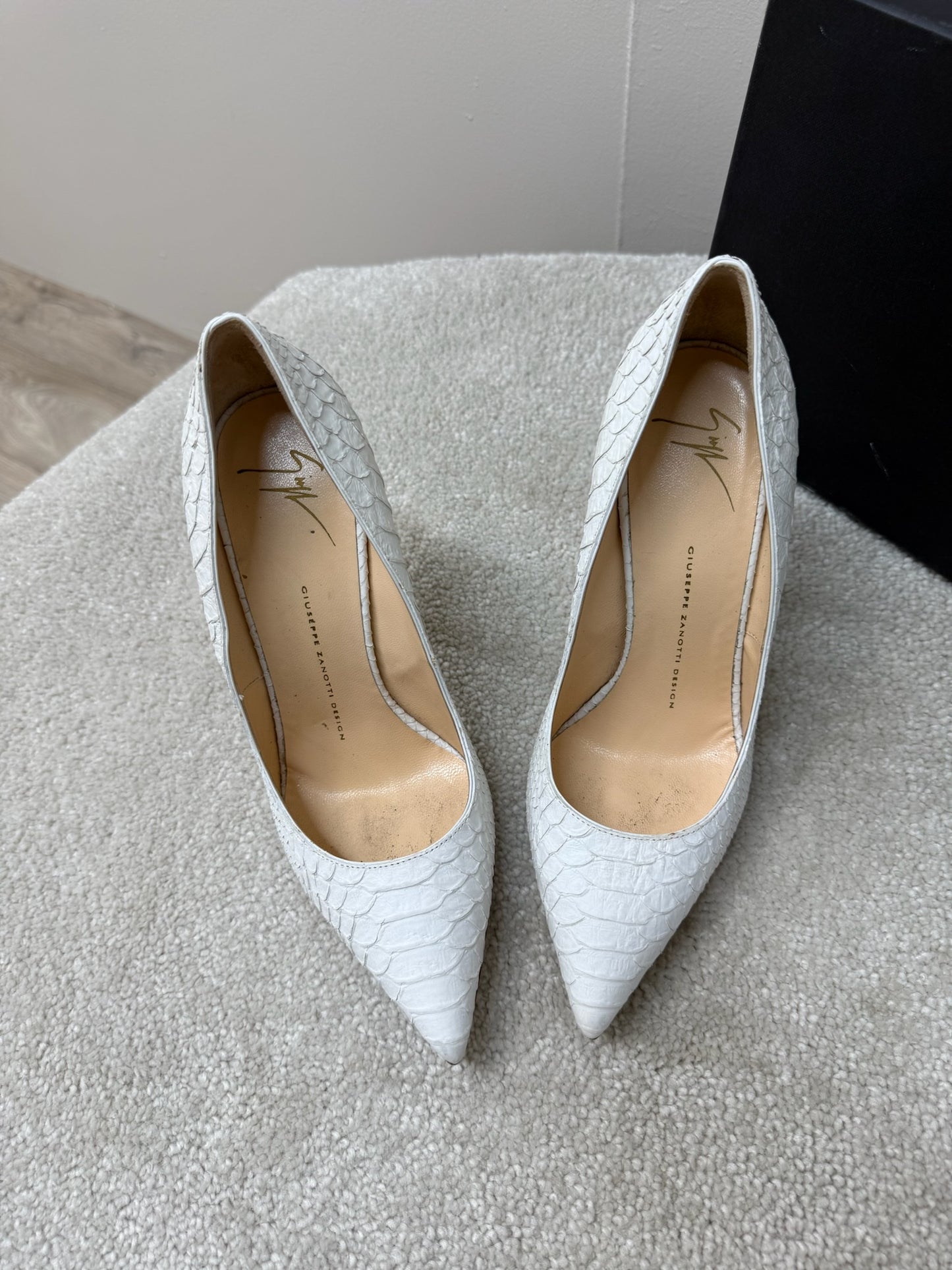 Giuseppe Zanotti White Golia Snake Print Heels- UK6