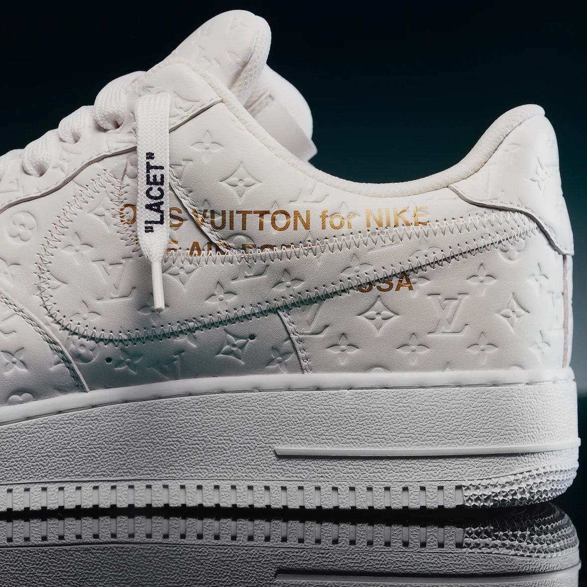 Louis Vuitton And Nike White "Air Force 1" By Virgil Abloh - Brand New In Box US 8/ UK 7.5