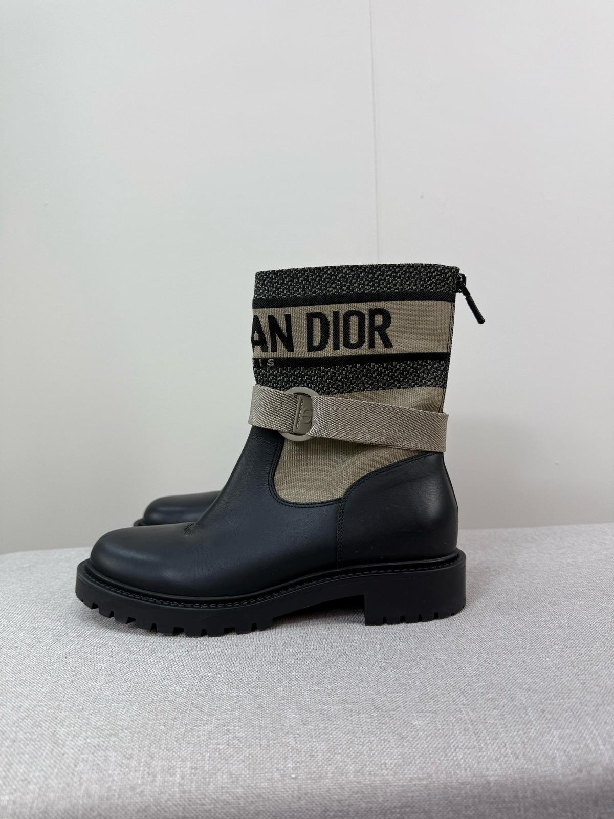 Dior D-Major Black Shiny Calfskin Boots - UK 4.5