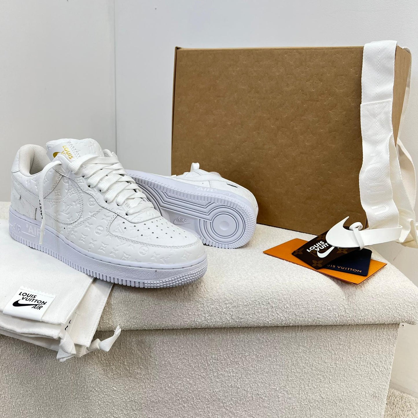 Louis Vuitton And Nike White "Air Force 1" By Virgil Abloh - Brand New In Box US 8/ UK 7.5