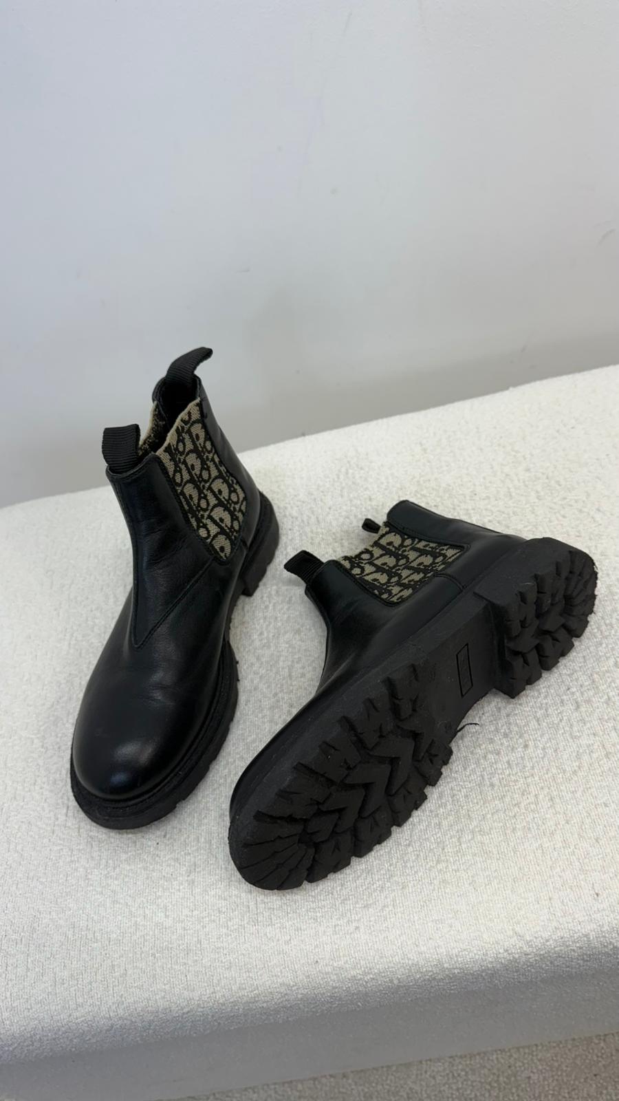 Kids Dior Black Leather Oblique Logo Boots Eu 33/ UK 1