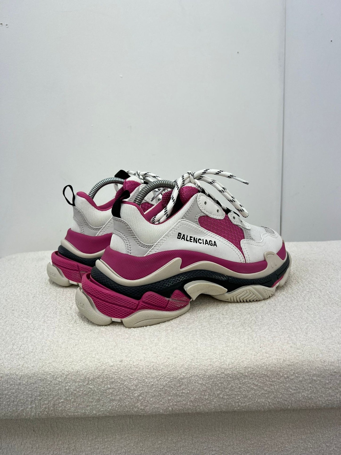 Balenciaga White And Pink Triple S Trainers , Brand New- UK 4