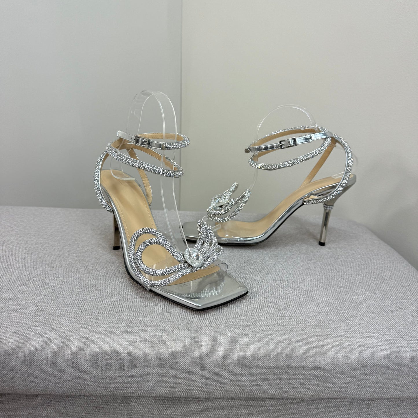 Mach & Mach Silver Sequin Diamanté Bow Heels - UK 5