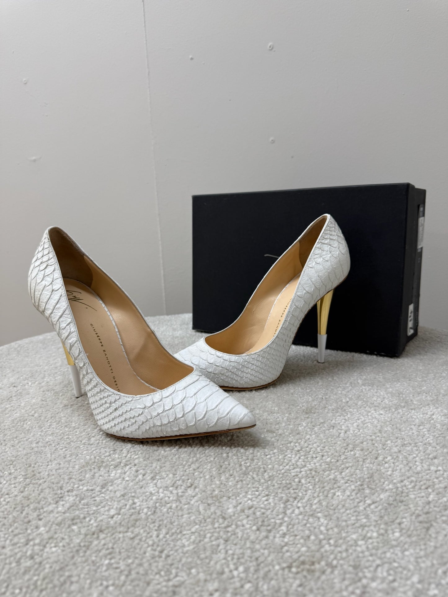 Giuseppe Zanotti White Golia Snake Print Heels- UK6