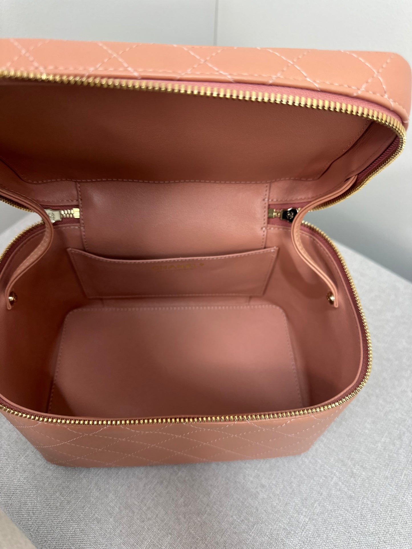 Chanel Knock On Wood Vanity Salmon Pink Case