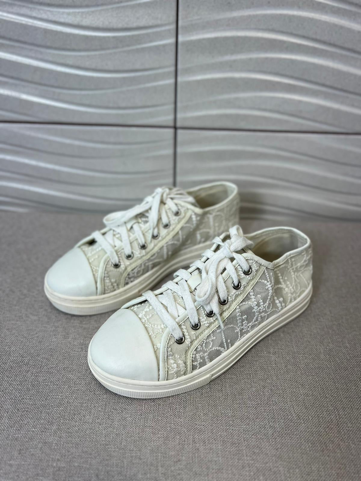Kids Dior White Lace Lowtop Oblique Logo Trainer - EU 34, Junior 2