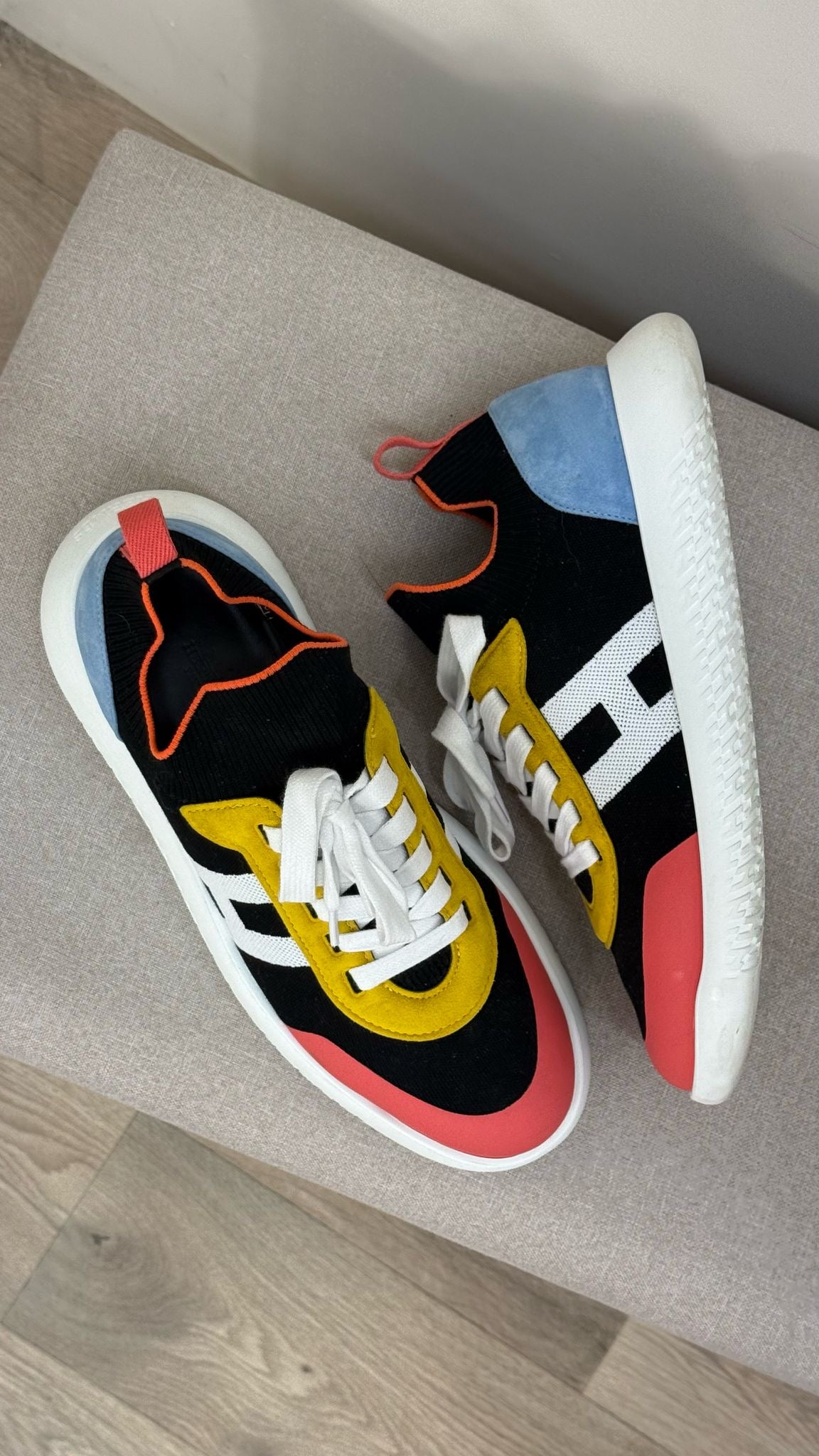 Hermes Black Multi Colour Crew Trainers- UK 10