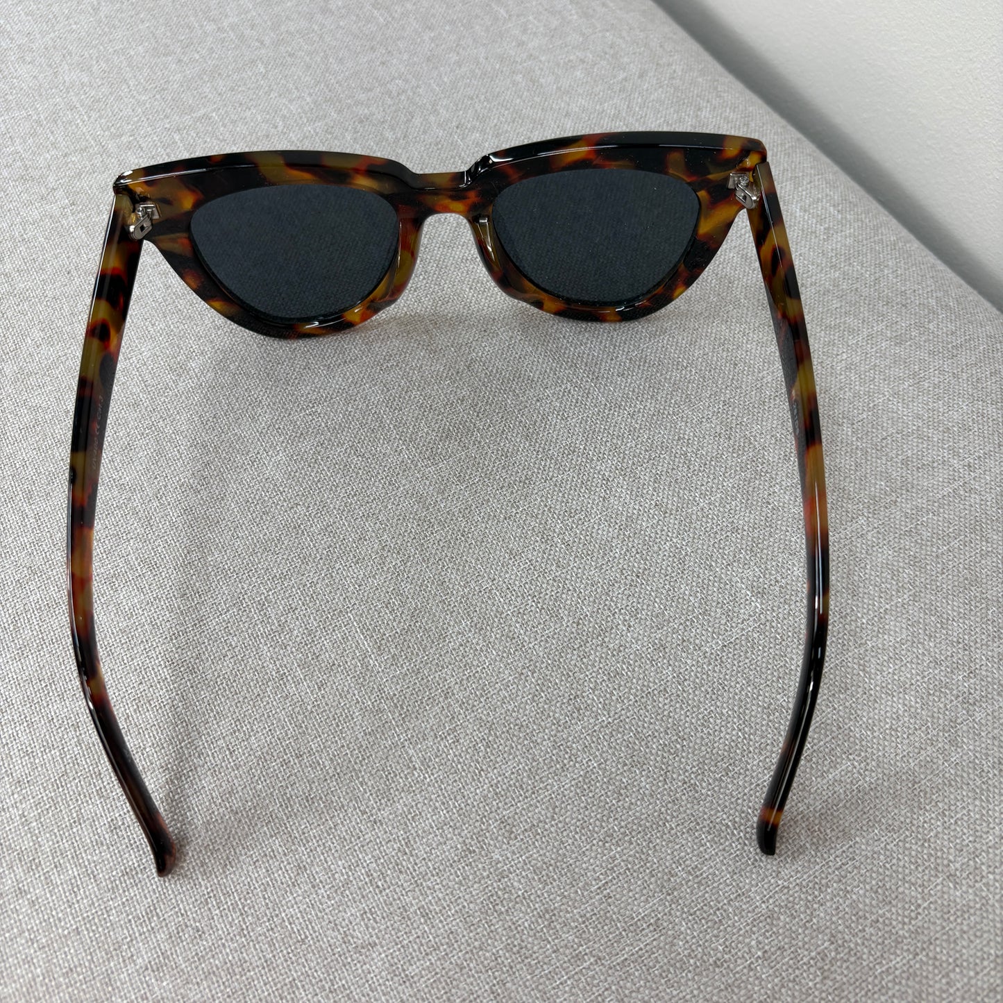 Boohoo Twin Pack Chunky Oversize Cateye Sunglass- Brand New