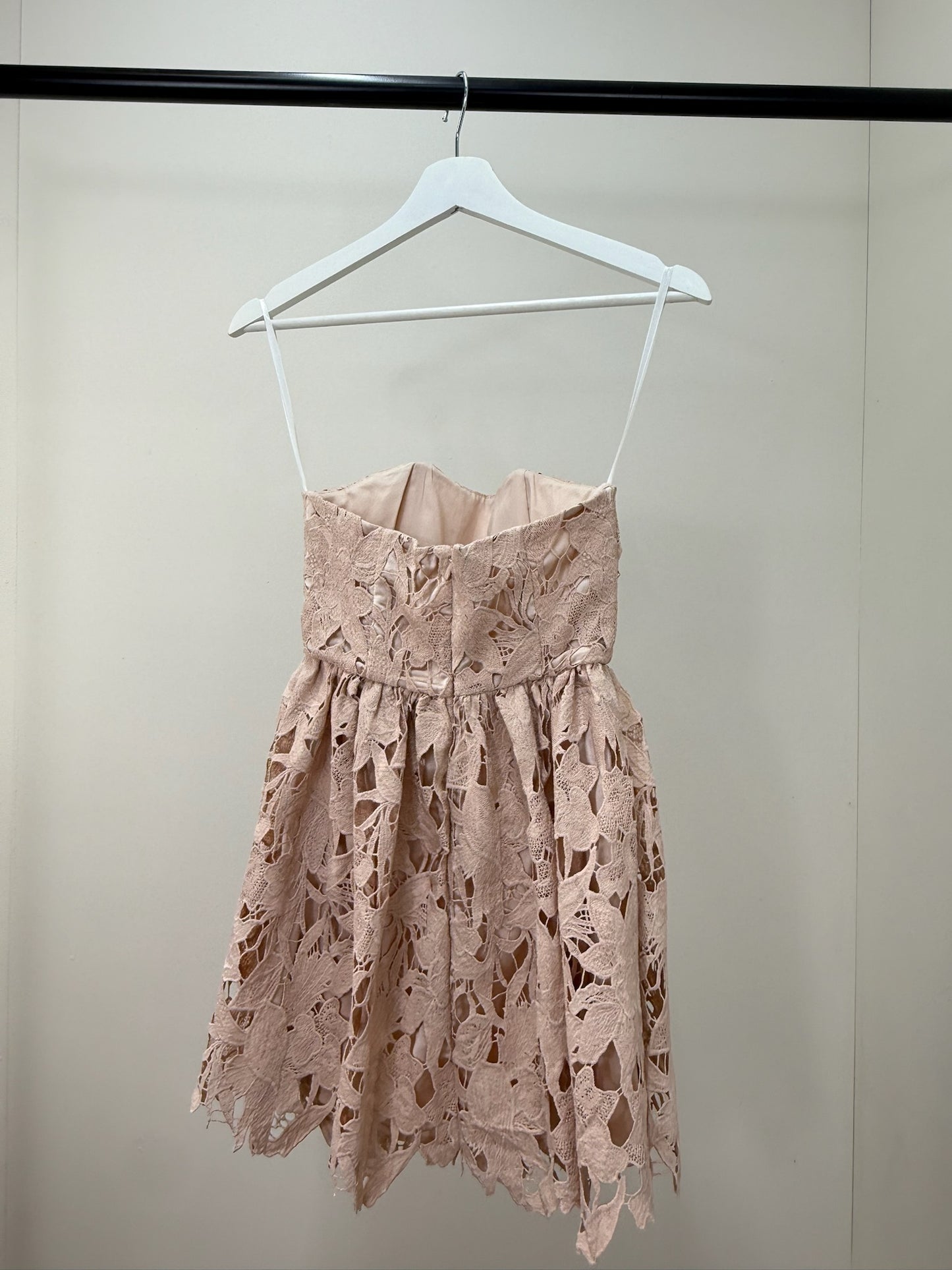 Michael Costello x Revolve Dress Pink Lace Strapless Mini Dress in tags-XS