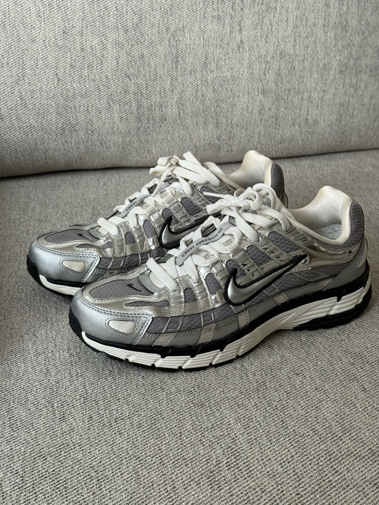 Nike P-6000 Metallic Silver Trainers - UK 8