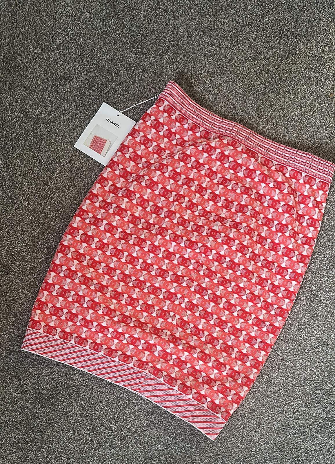 Chanel CC Logo Red Jacquard Skirt - New In Tags FR40 S/M