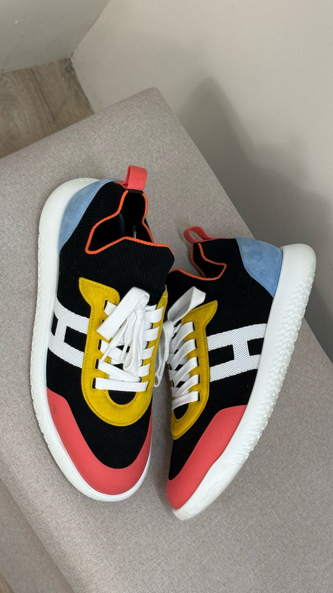 Hermes Black Multi Colour Crew Trainers- UK 10