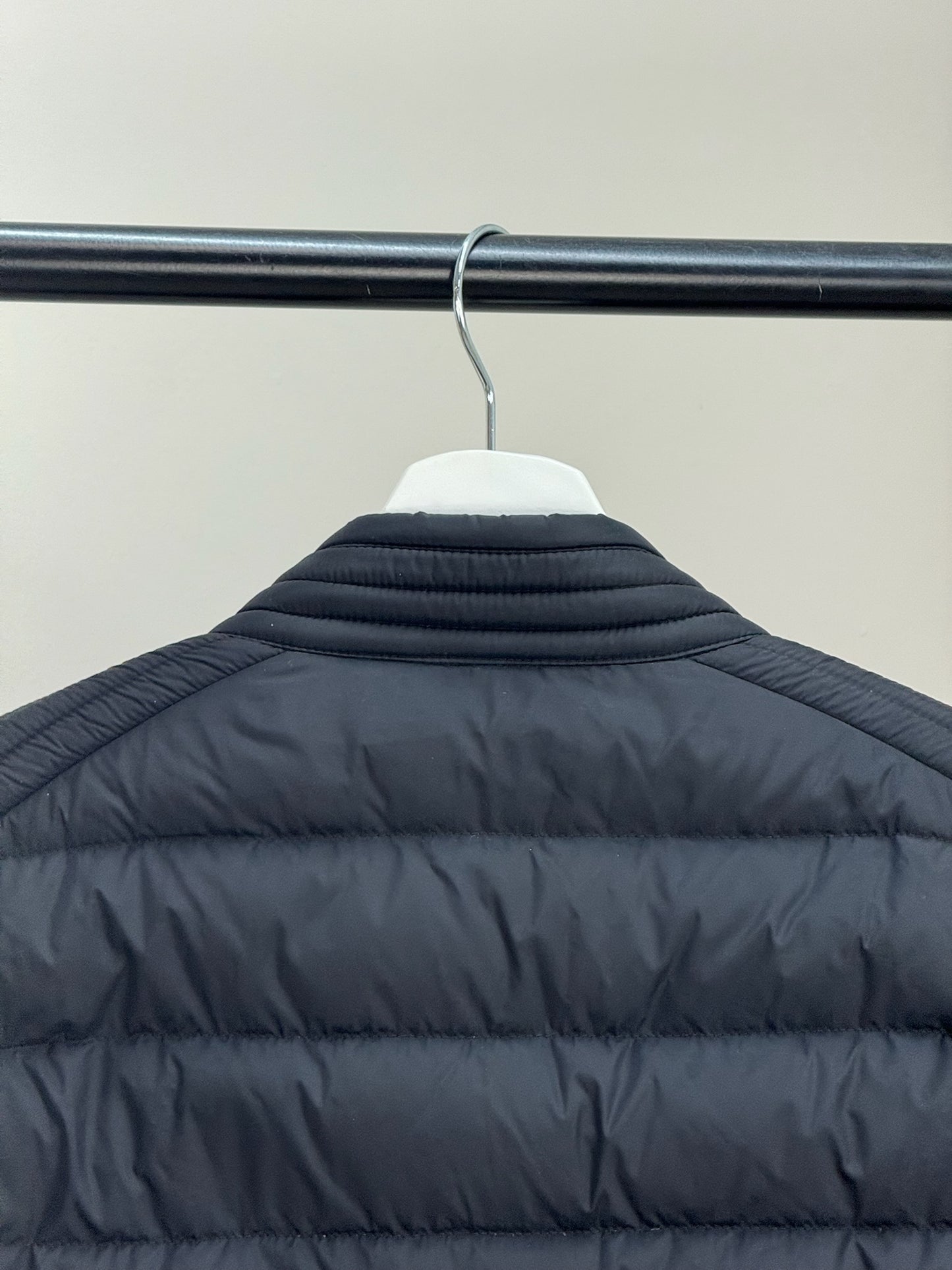 Moncler Black Zip Up Aubin Shell Padded Jacket - 4/Large