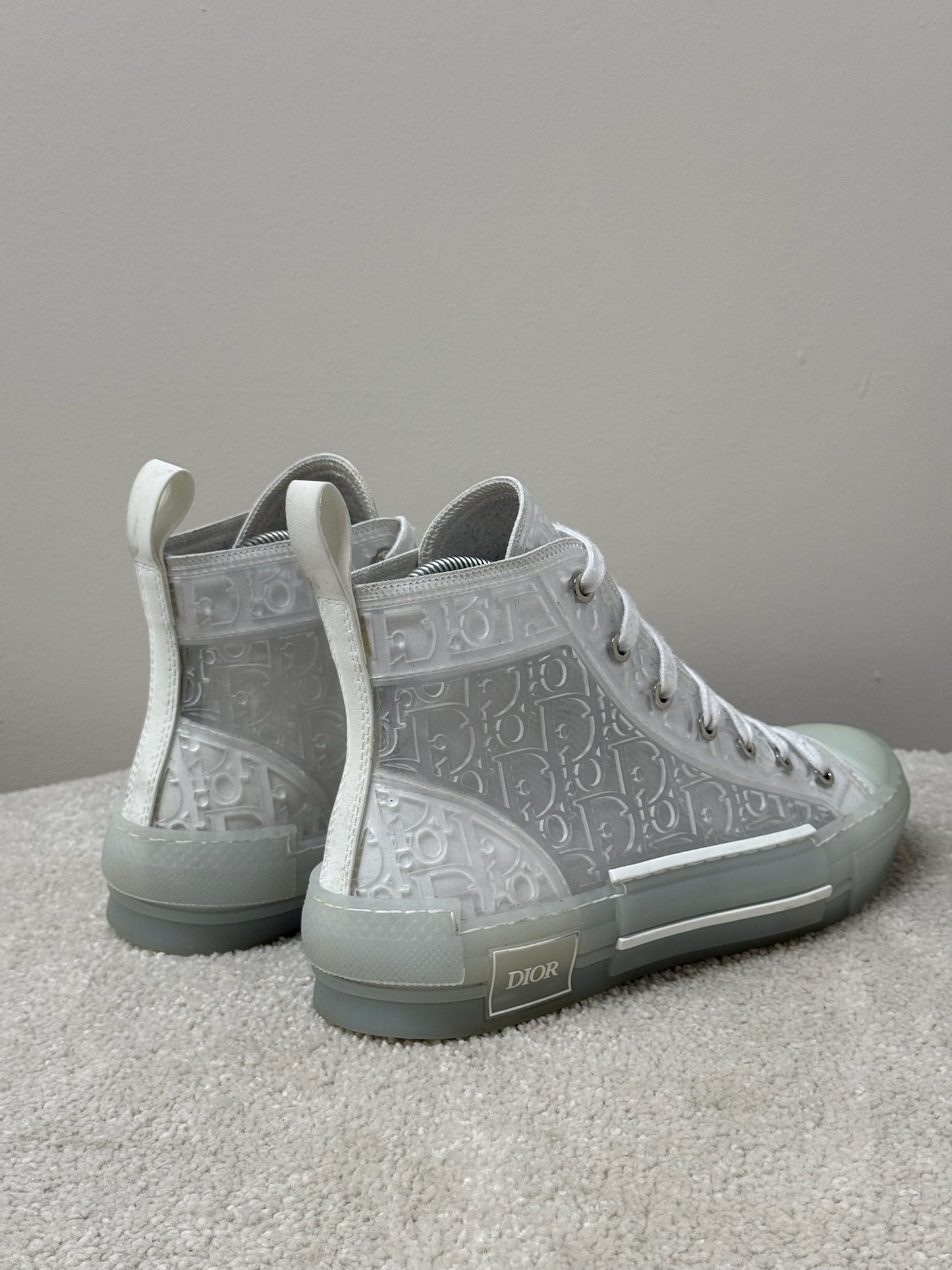 Dior White B23 Hightop Trainers- Mens - UK 6