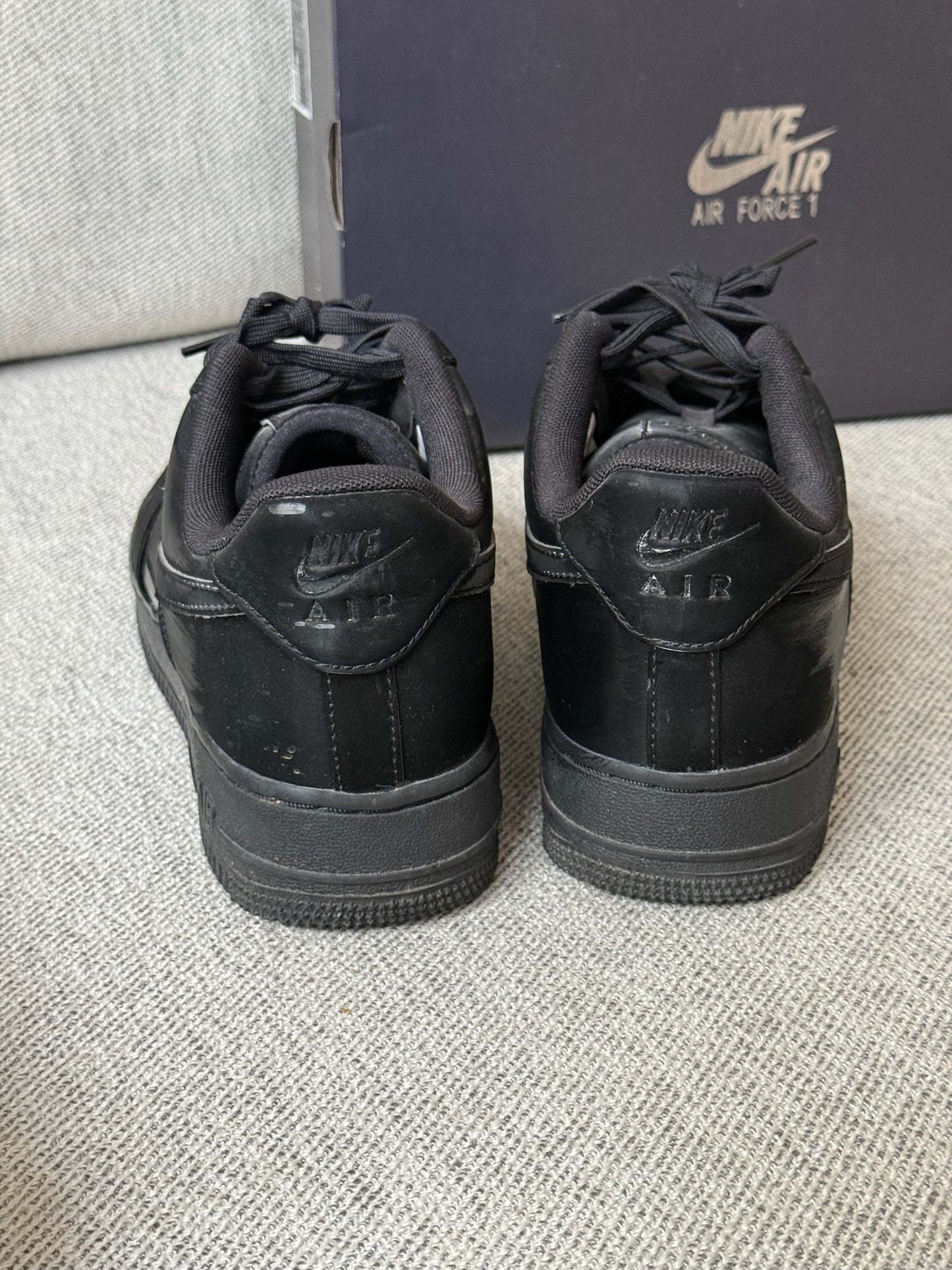 Nike Air Force 1 '07 Luxe Trainers in Black Leather - UK 7.5