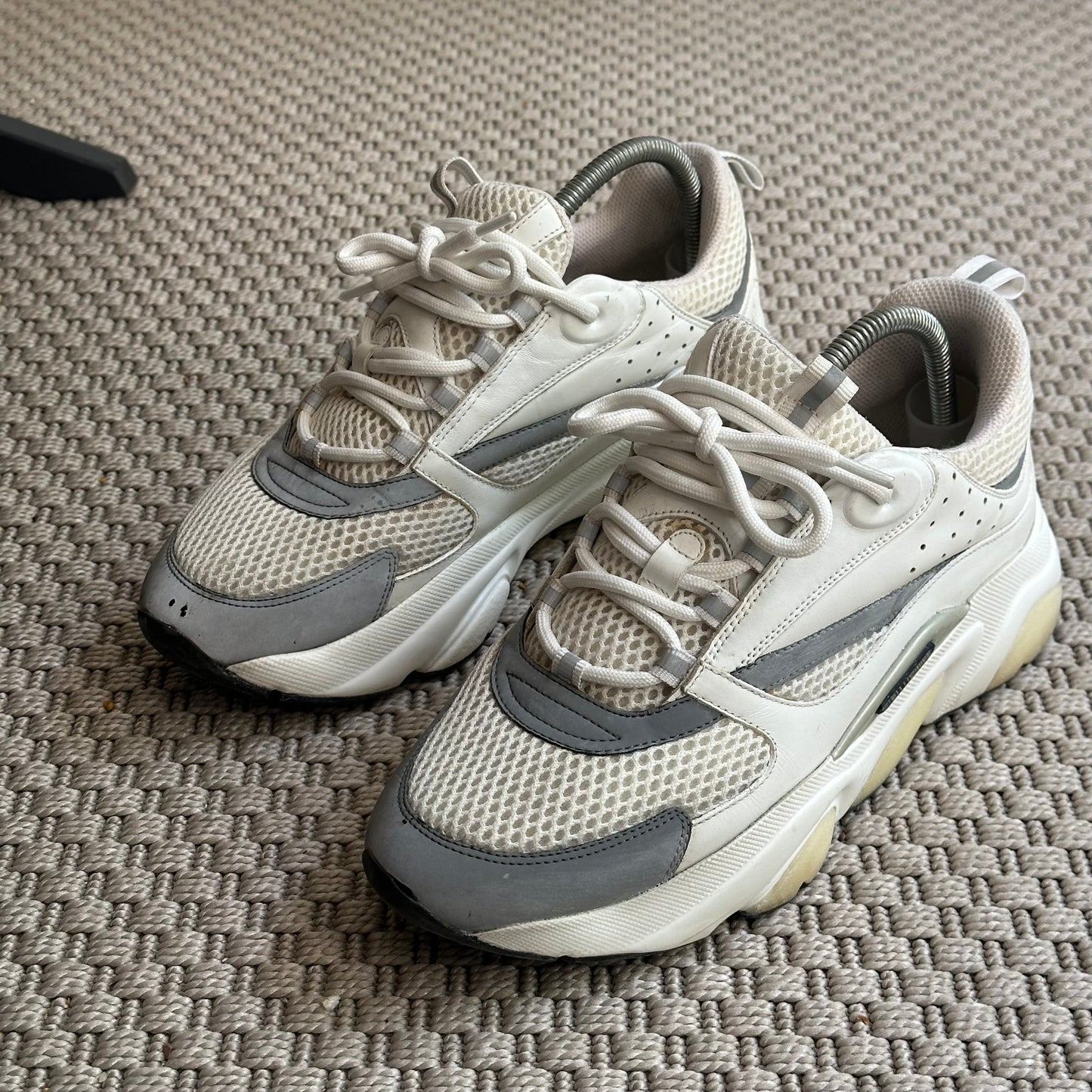 Dior White & Grey B22 Trainers- EU 40/ UK 6