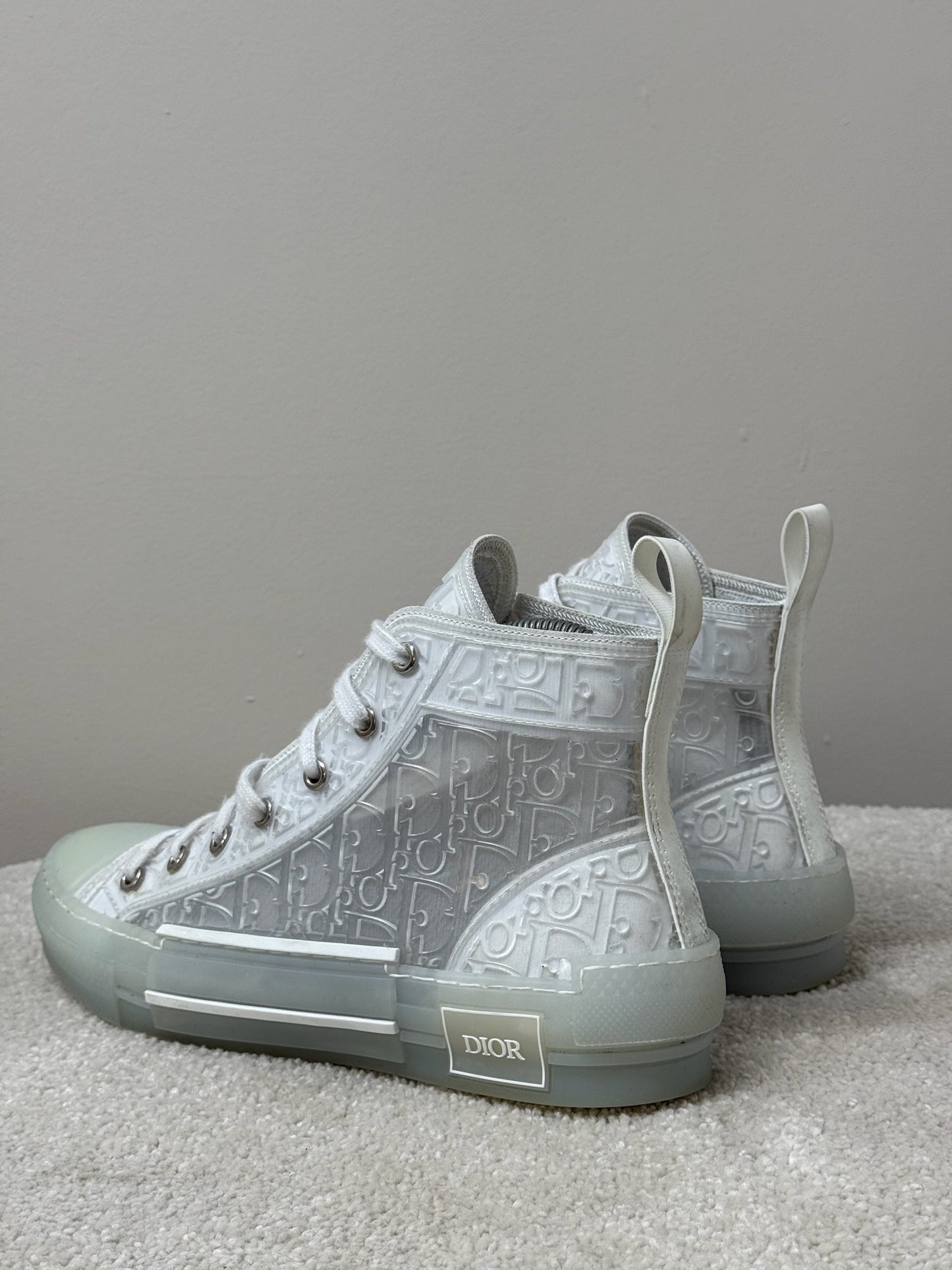 Dior White B23 Hightop Trainers- Mens - UK 6