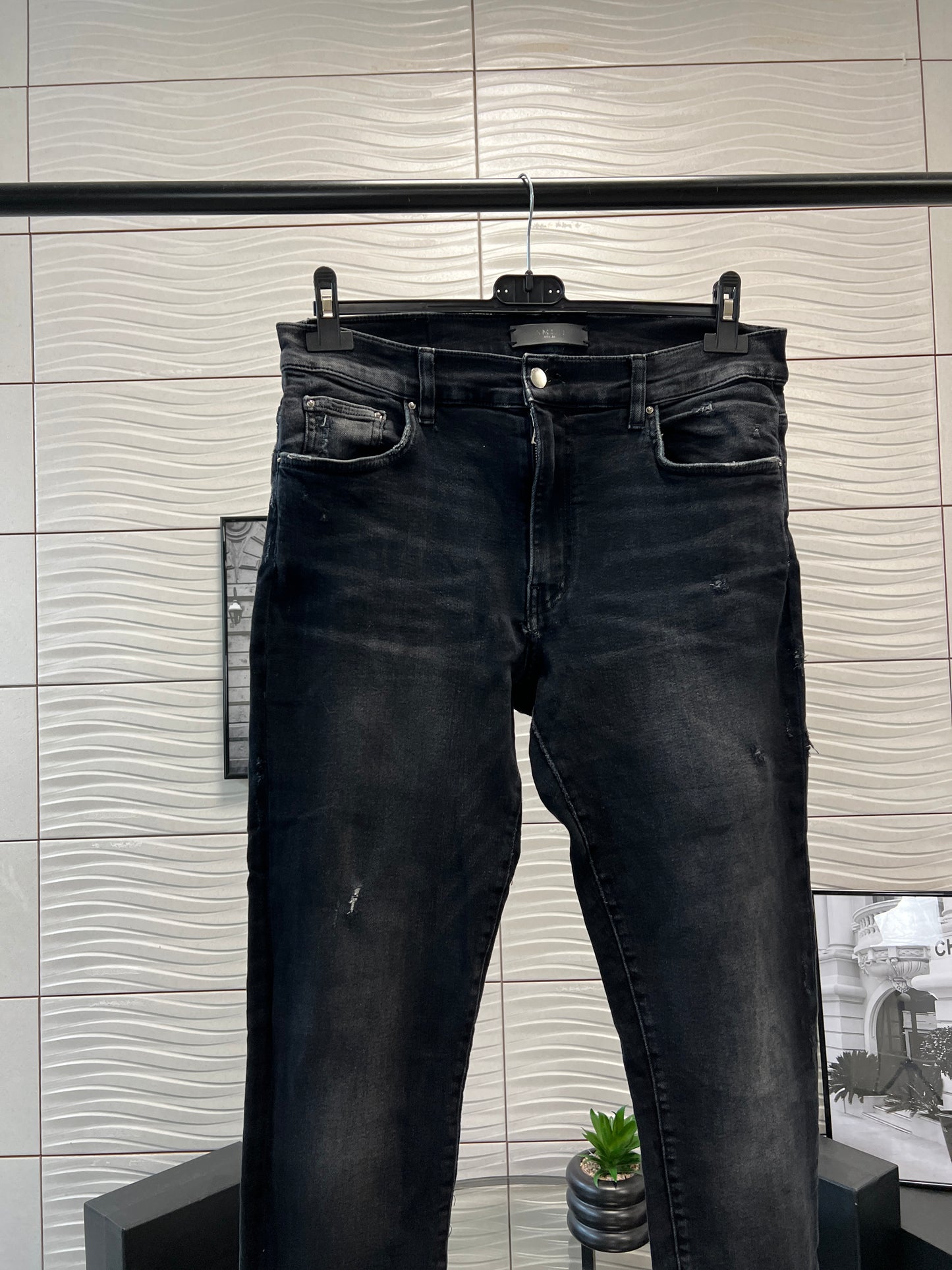 Amiri Off Black Distressed Skinny - Stretch Jeans - 33