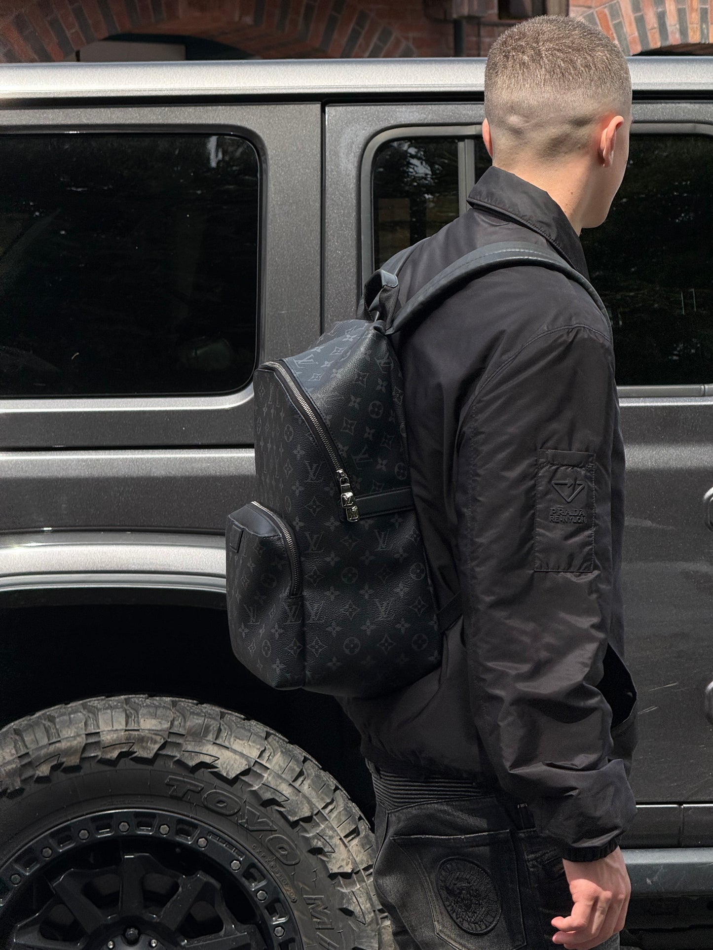 Louis Vuitton Black Discovery PM Monogram BackBag N/A