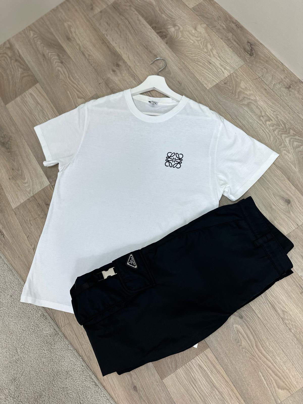 Loewe White Black Logo T-Shirt - Medium